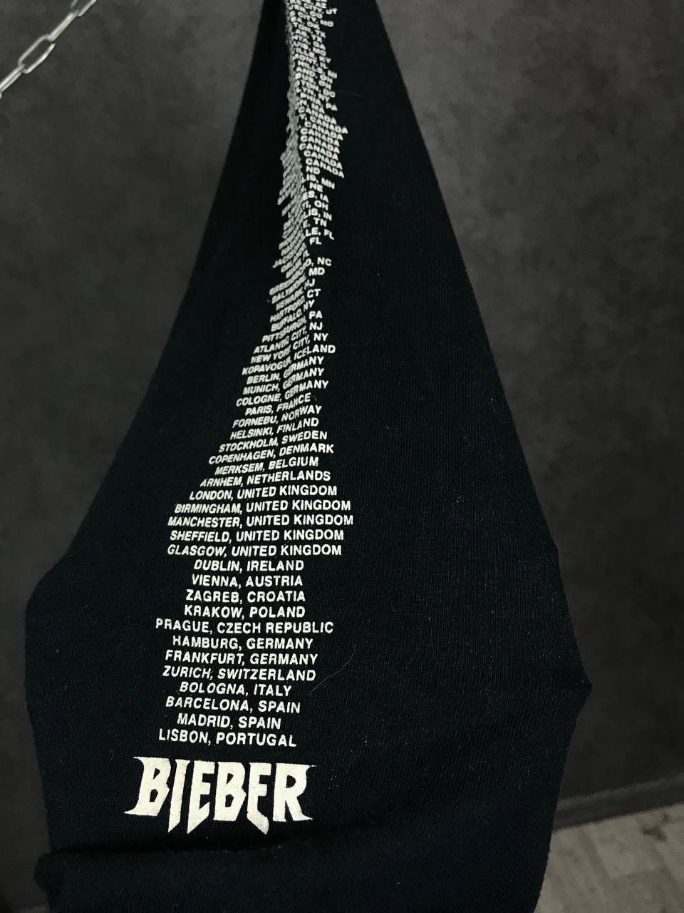 Justin Bieber Justin Bieber pop band tour overprinted longsleeve Size US M / EU 48-50 / 2 - 5 Thumbnail