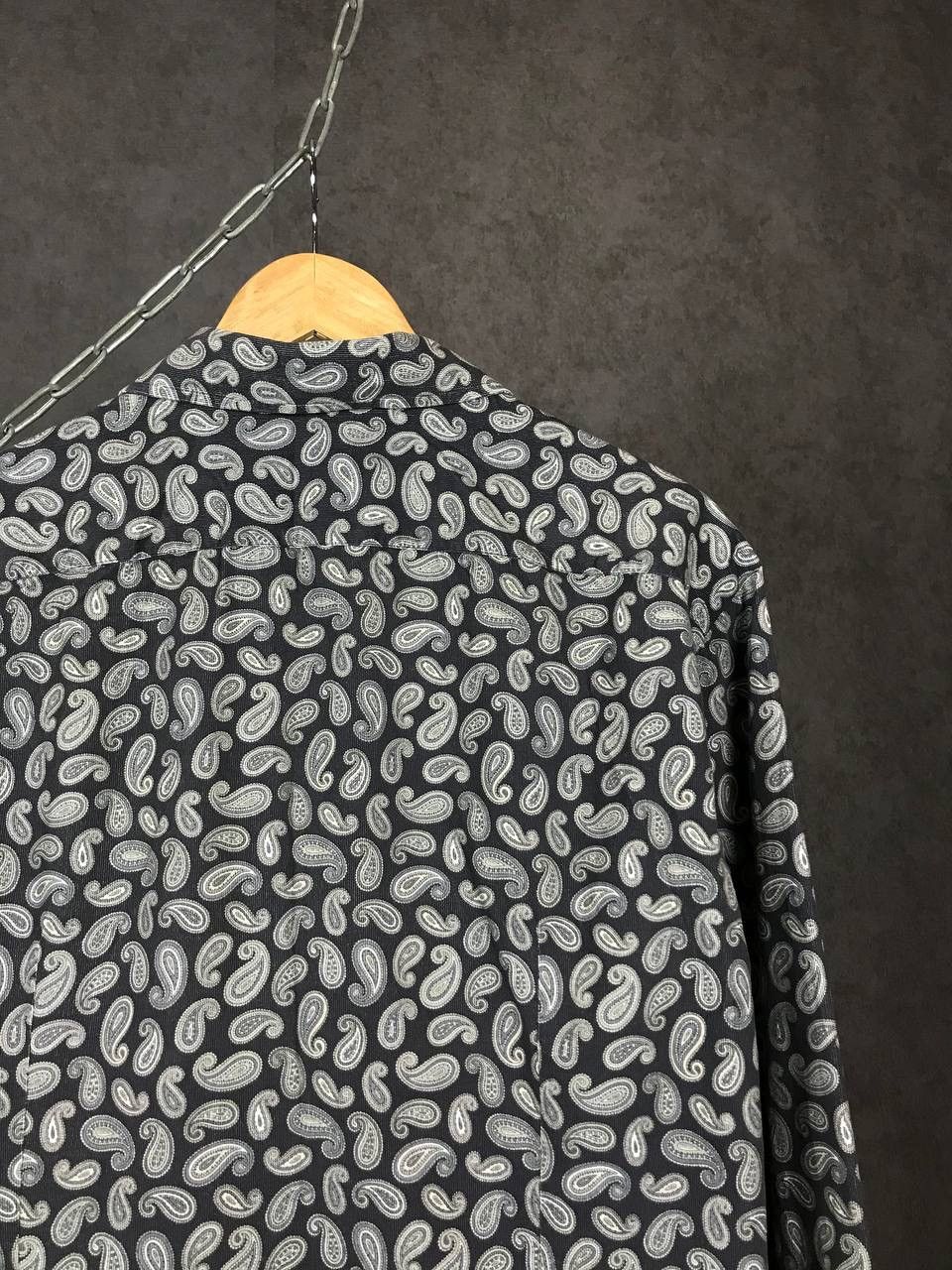 Brioni Brioni luxury street fashion overprinted shirt Size US L / EU 52-54 / 3 - 6 Thumbnail