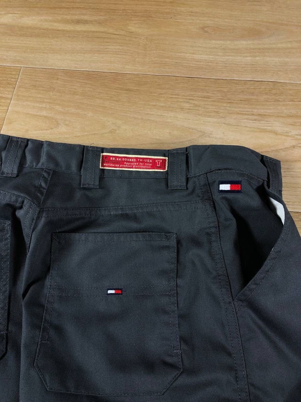 Tommy Hilfiger Tommy Hilfiger Luxury Streetwear Vintage Pants Size US 28 / EU 44 - 5 Thumbnail