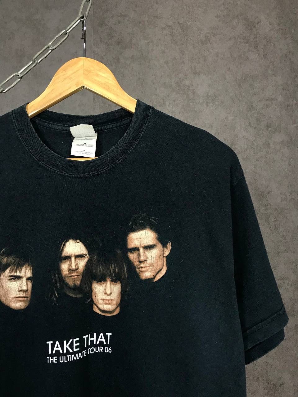 Band Tees × Vintage Take That 2006 vintage rock band tour tee Size US M / EU 48-50 / 2 - 3 Thumbnail