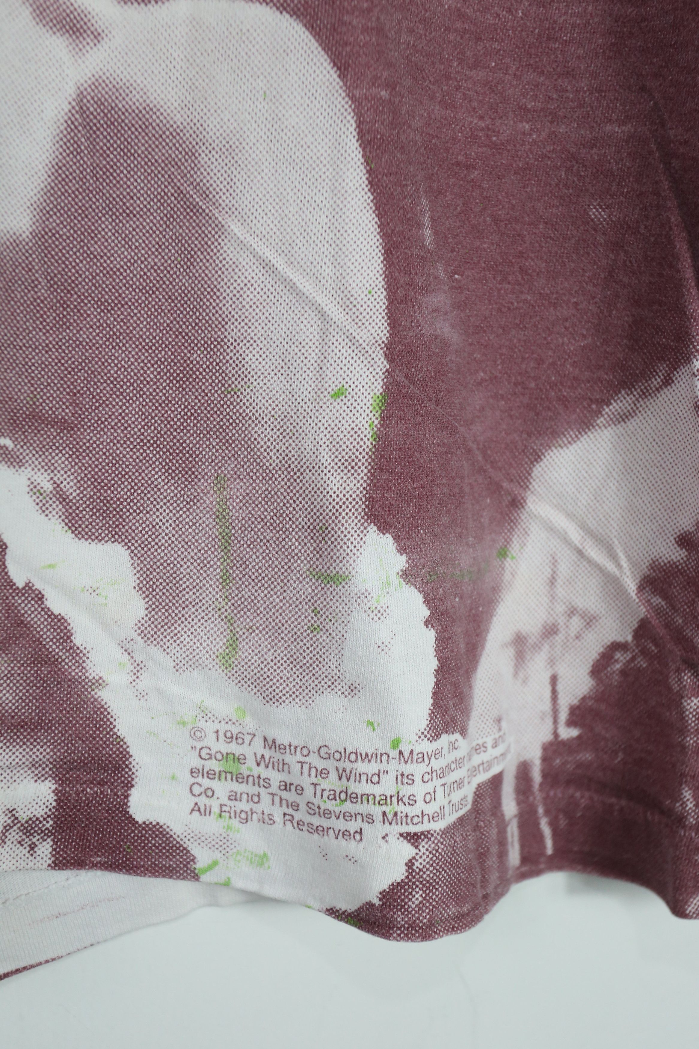 Vintage Vintage 90s Gone With the wind Full Printed Tee (L) GTMB560 Size US L / EU 52-54 / 3 - 4 Thumbnail