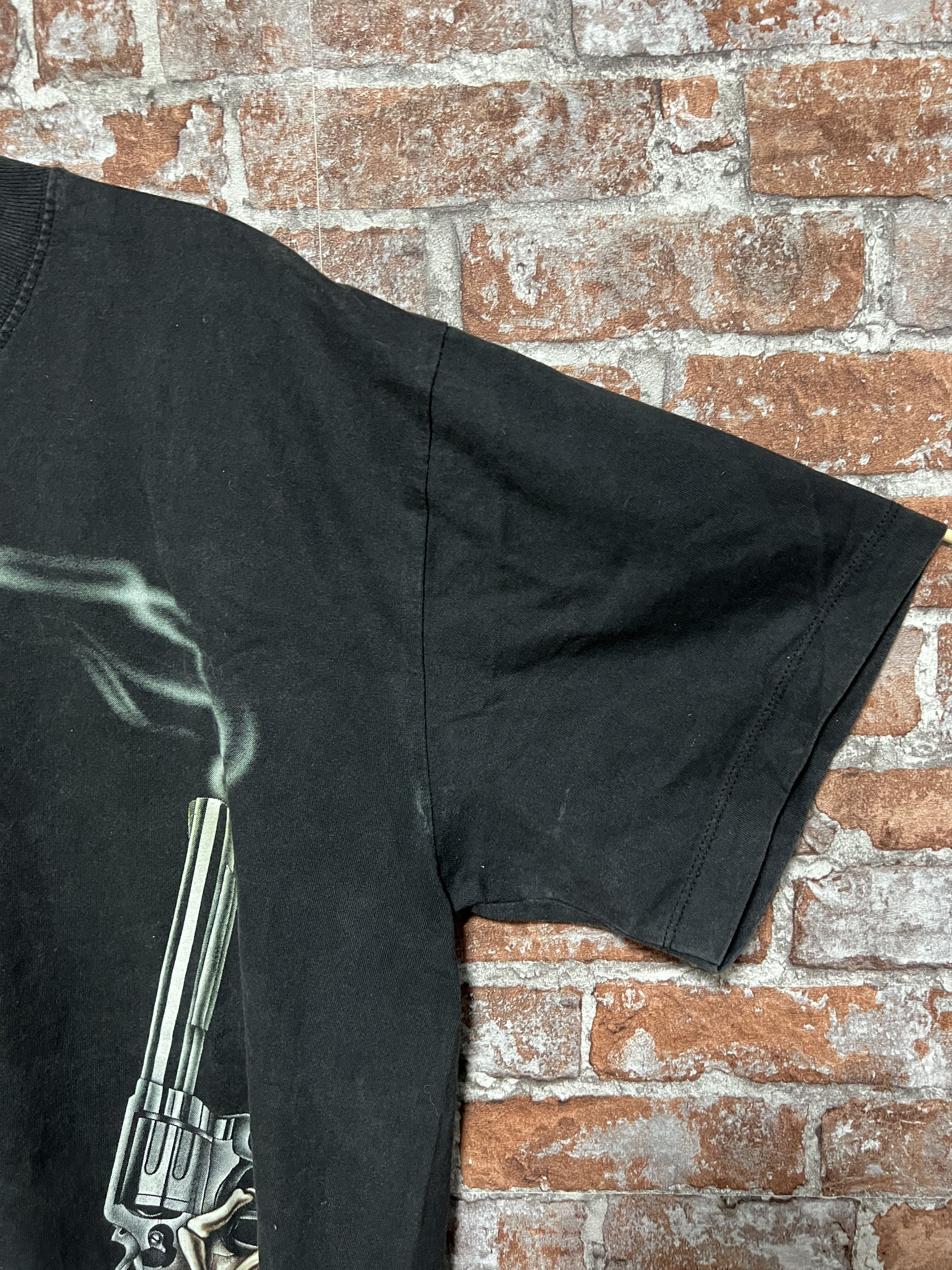 Vintage Vintage 2000s Wild Skull Glow in the dark T-shirt Size US L / EU 52-54 / 3 - 5 Thumbnail