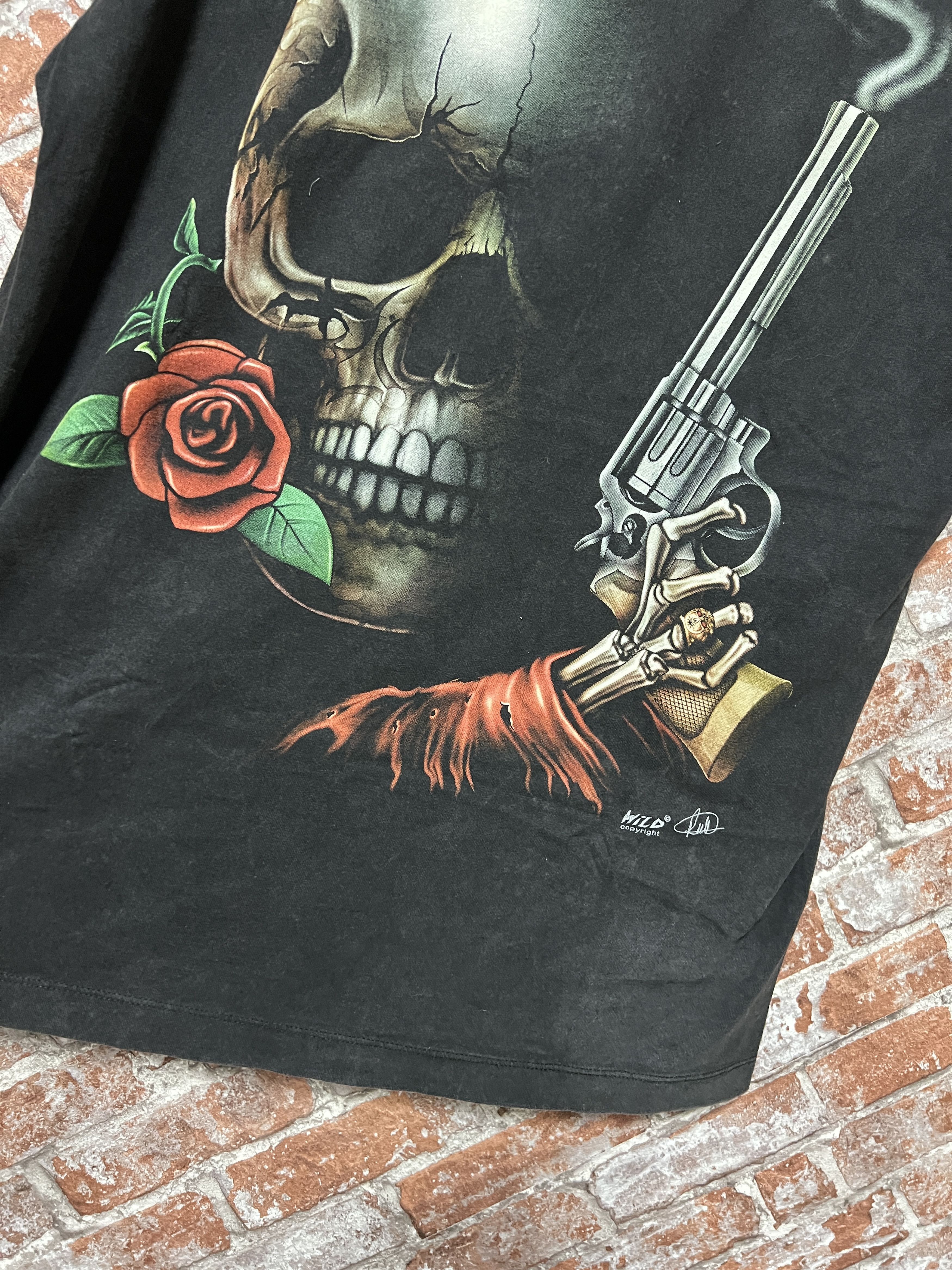 Vintage Vintage 2000s Wild Skull Glow in the dark T-shirt Size US L / EU 52-54 / 3 - 11 Thumbnail