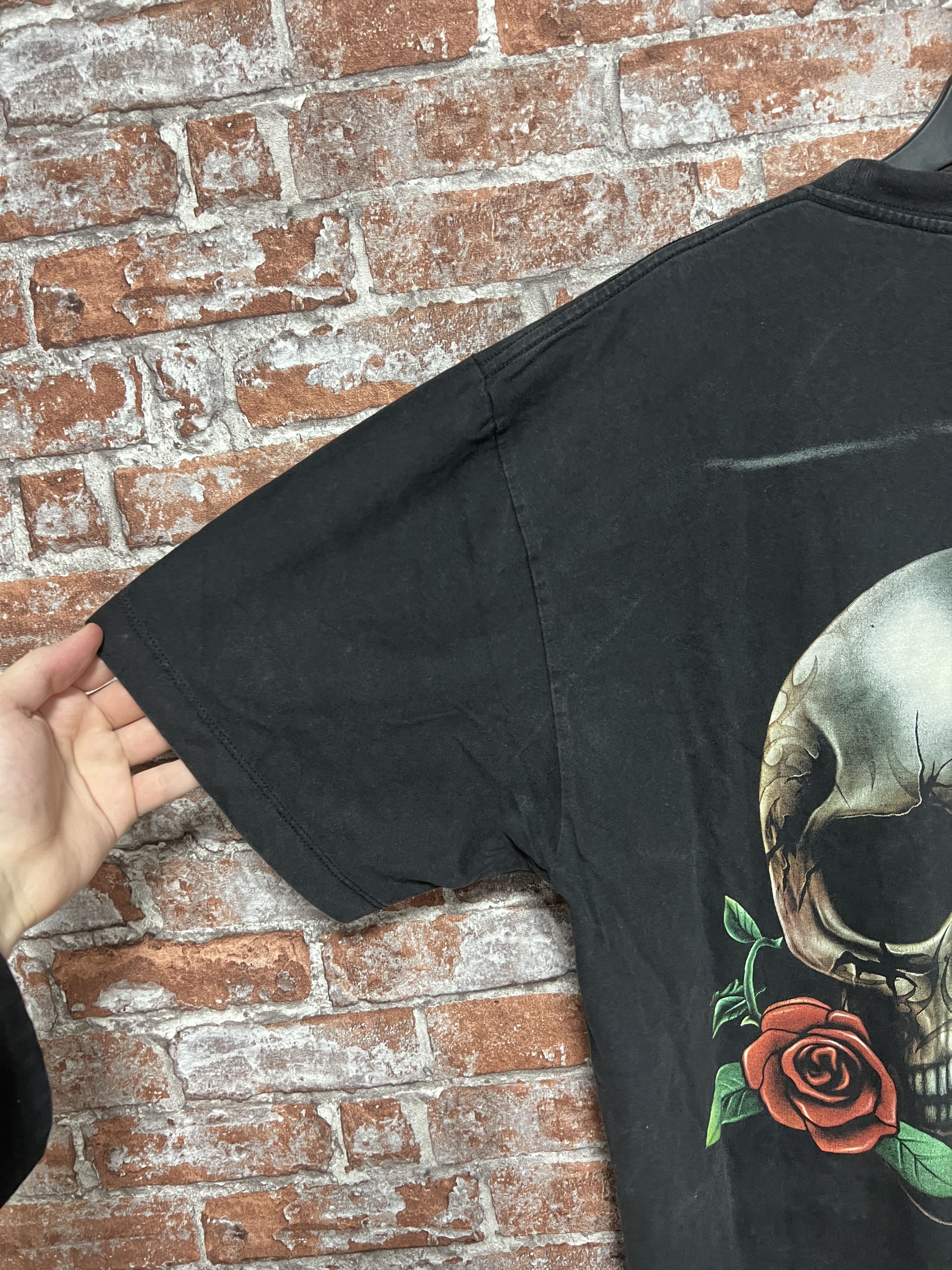 Vintage Vintage 2000s Wild Skull Glow in the dark T-shirt Size US L / EU 52-54 / 3 - 14 Thumbnail