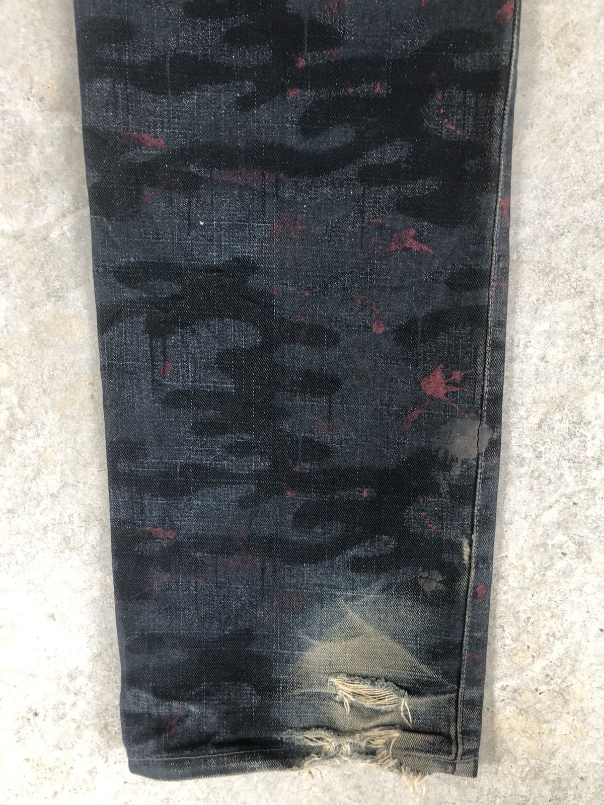 Japanese Brand Japanese Moderm Full Print Jeans Distressed Jeans Splatter Size US 31 - 11 Thumbnail