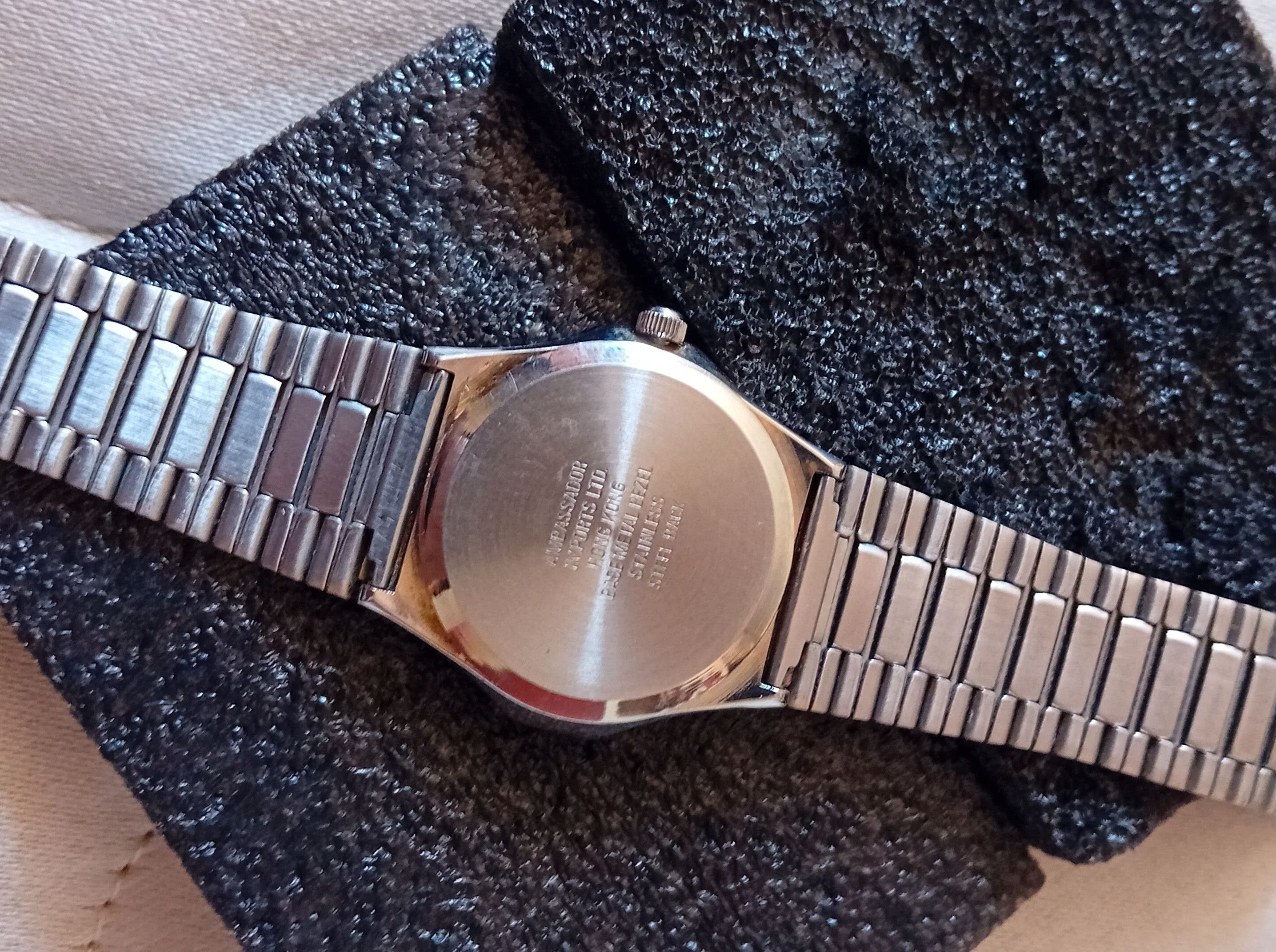 Vintage Ambassador Watch Vintage Gold Steel Watch Quartz 1980s Size ONE SIZE - 8 Thumbnail