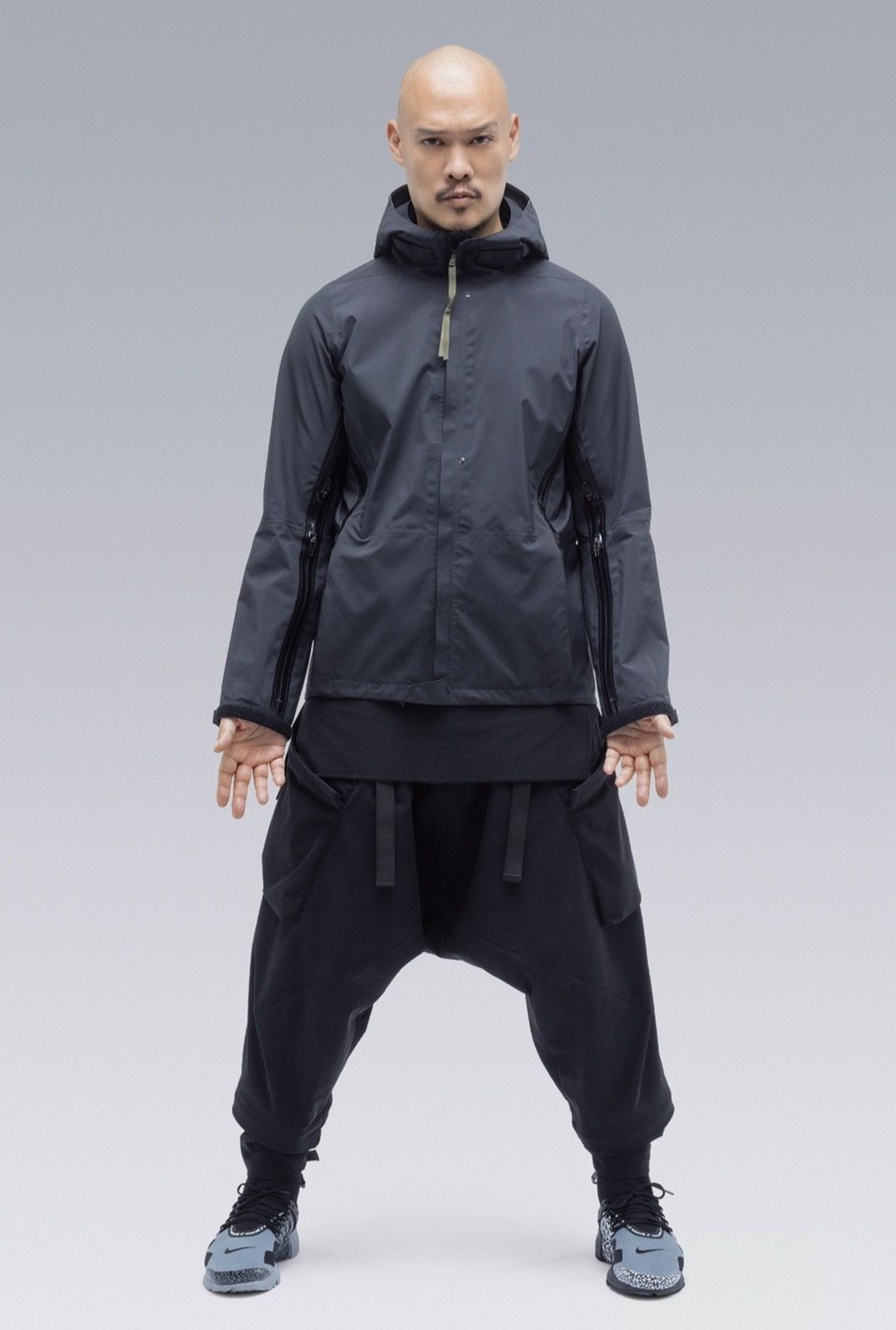 Acronym Acronym J76-GT SS19 Black Medium | Grailed