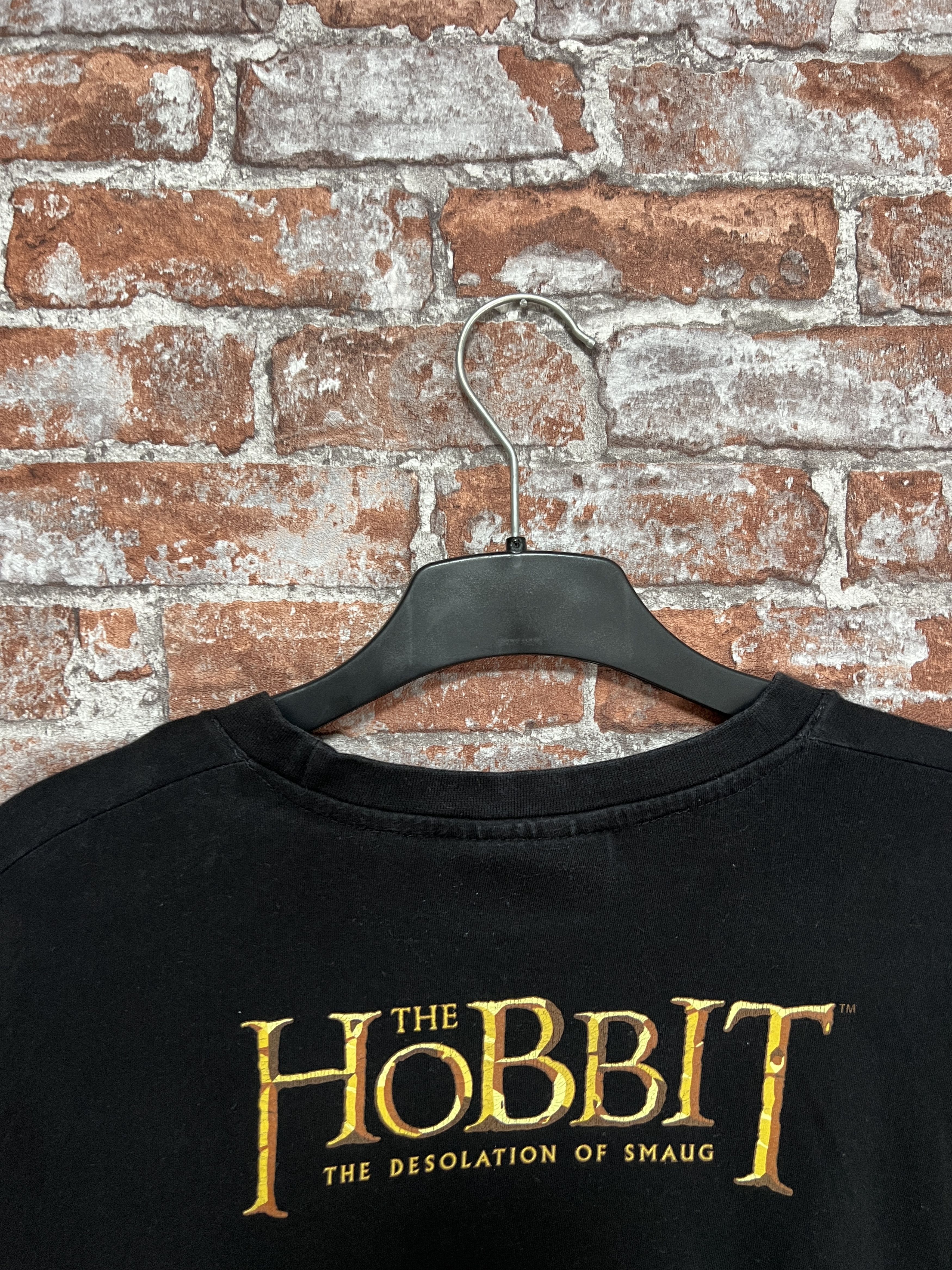 Vintage Vintage 2013 Hobbit Gandalf Movie T-shirt Size US L / EU 52-54 / 3 - 11 Thumbnail