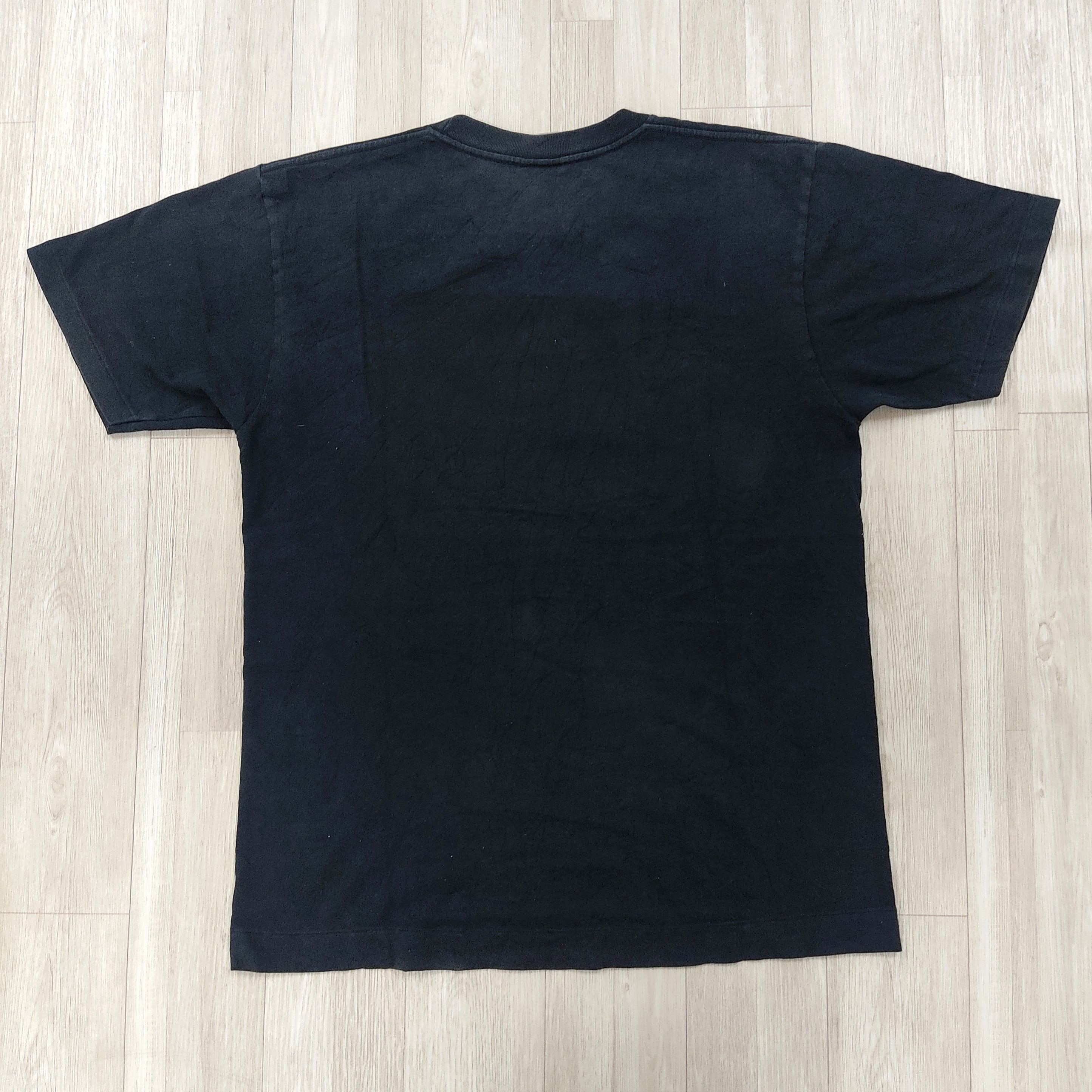 Bape Vintage Paisley Blue Bandana By A Bathing Ape Tee Size US L / EU 52-54 / 3 - 11 Thumbnail