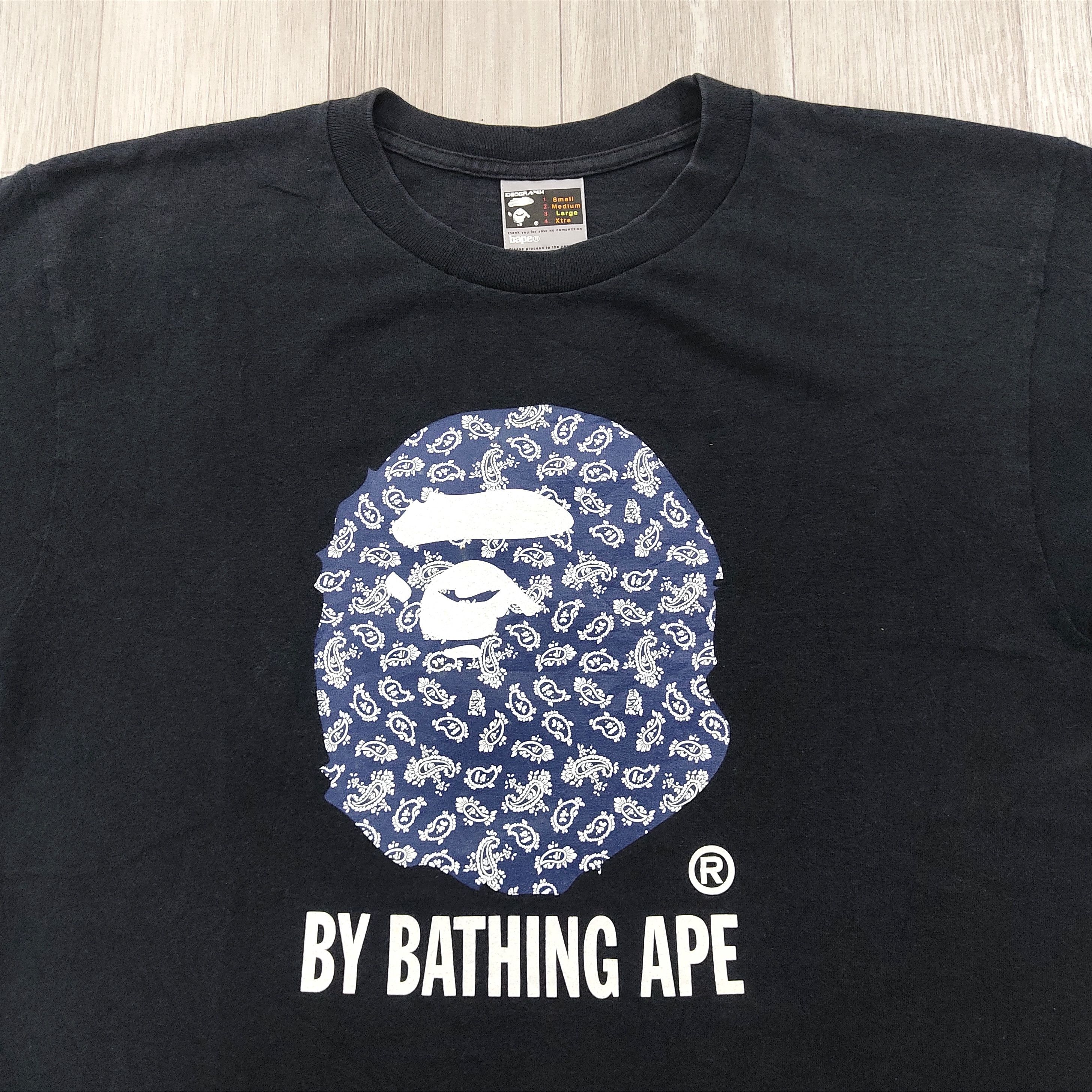 Bape Vintage Paisley Blue Bandana By A Bathing Ape Tee Size US L / EU 52-54 / 3 - 4 Thumbnail