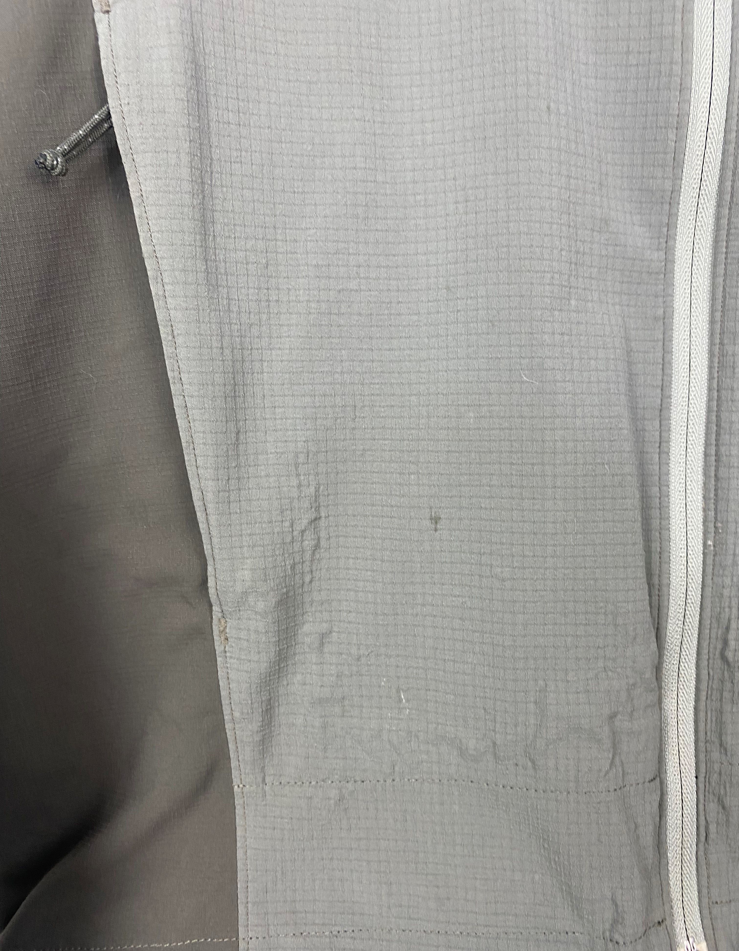 Arc'teryx 00s Vintage ARCTERYX Grey Windbreaker RipStop M395 Size US L / EU 52-54 / 3 - 16 Thumbnail