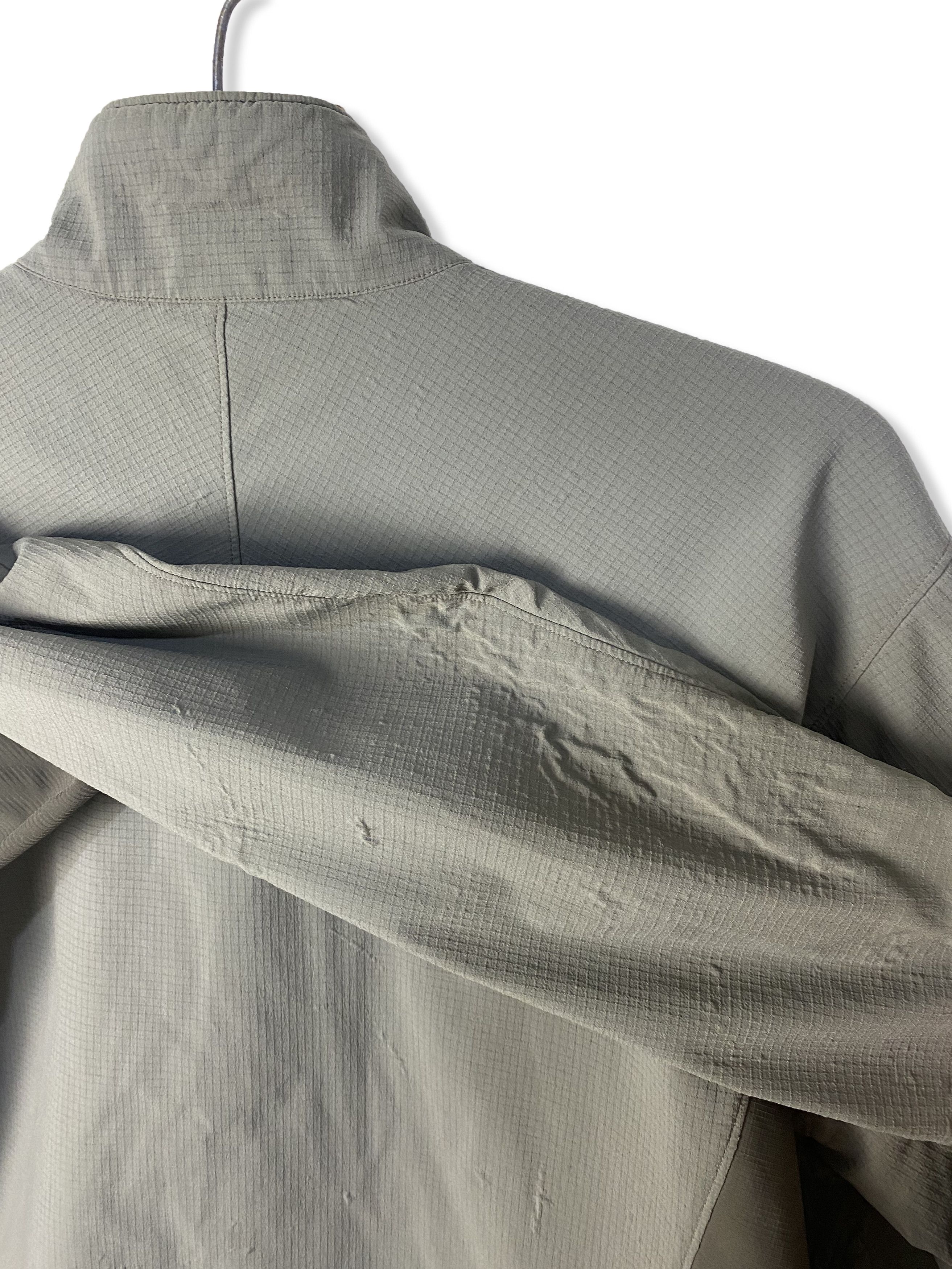 Arc'teryx 00s Vintage ARCTERYX Grey Windbreaker RipStop M395 Size US L / EU 52-54 / 3 - 18 Thumbnail