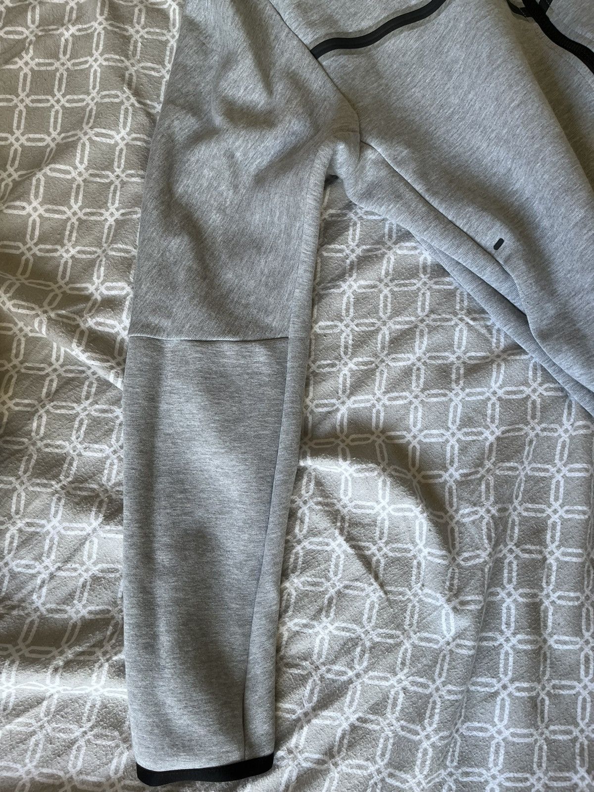 Nike Grey Nike Tech Fleece Hoodie size Medium Size US M / EU 48-50 / 2 - 2 Thumbnail