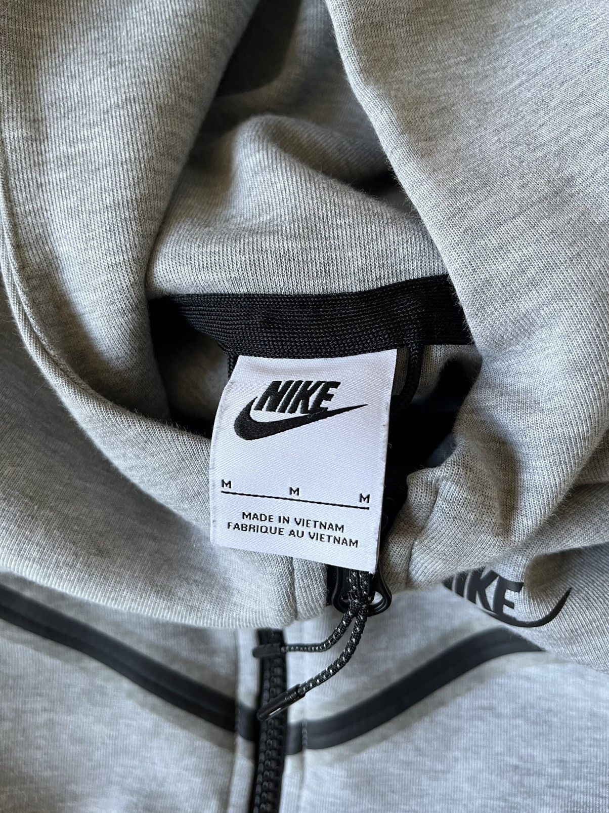 Nike Grey Nike Tech Fleece Hoodie size Medium Size US M / EU 48-50 / 2 - 8 Thumbnail