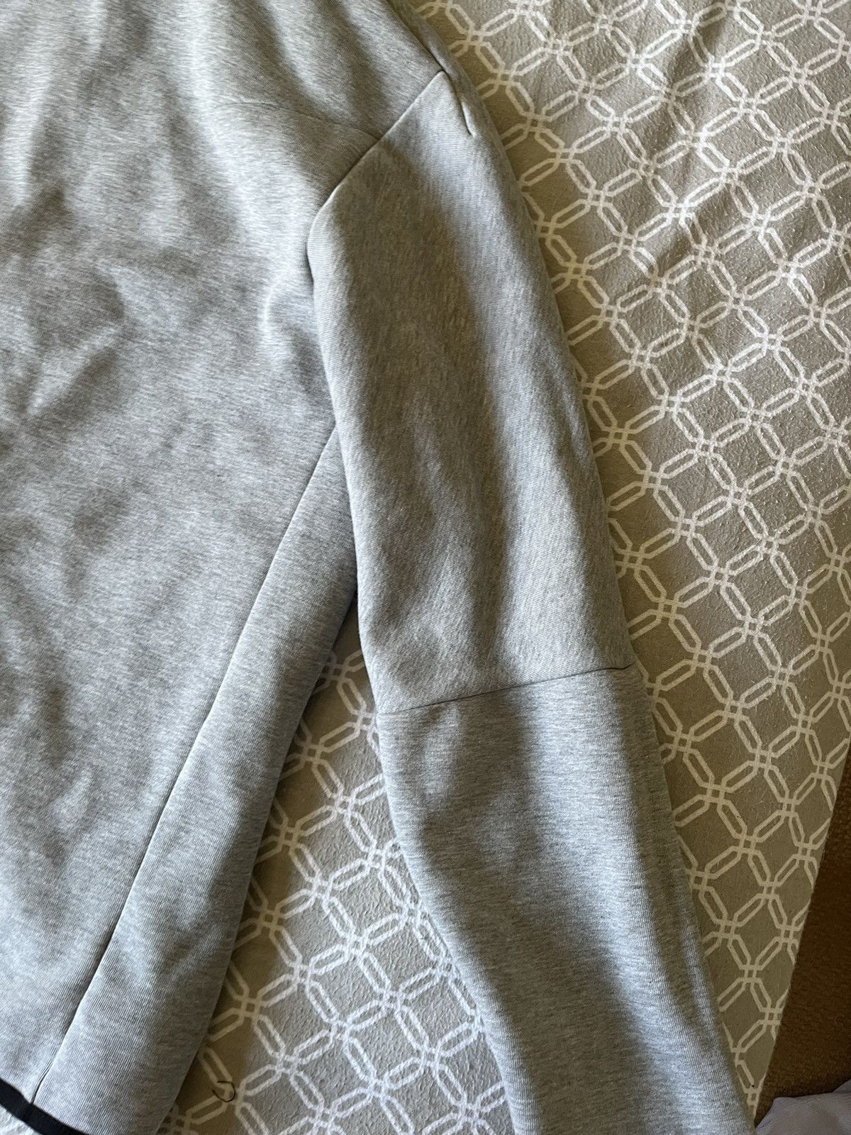 Nike Grey Nike Tech Fleece Hoodie size Medium Size US M / EU 48-50 / 2 - 7 Thumbnail