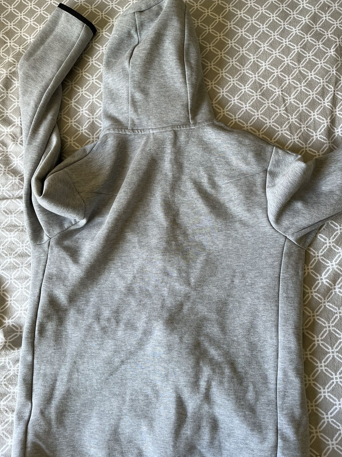 Nike Grey Nike Tech Fleece Hoodie size Medium Size US M / EU 48-50 / 2 - 5 Thumbnail