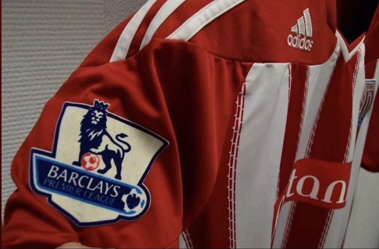 Adidas Stoke city adidas soares 8 patch autograp soccer jersey M Size US M / EU 48-50 / 2 - 9 Thumbnail