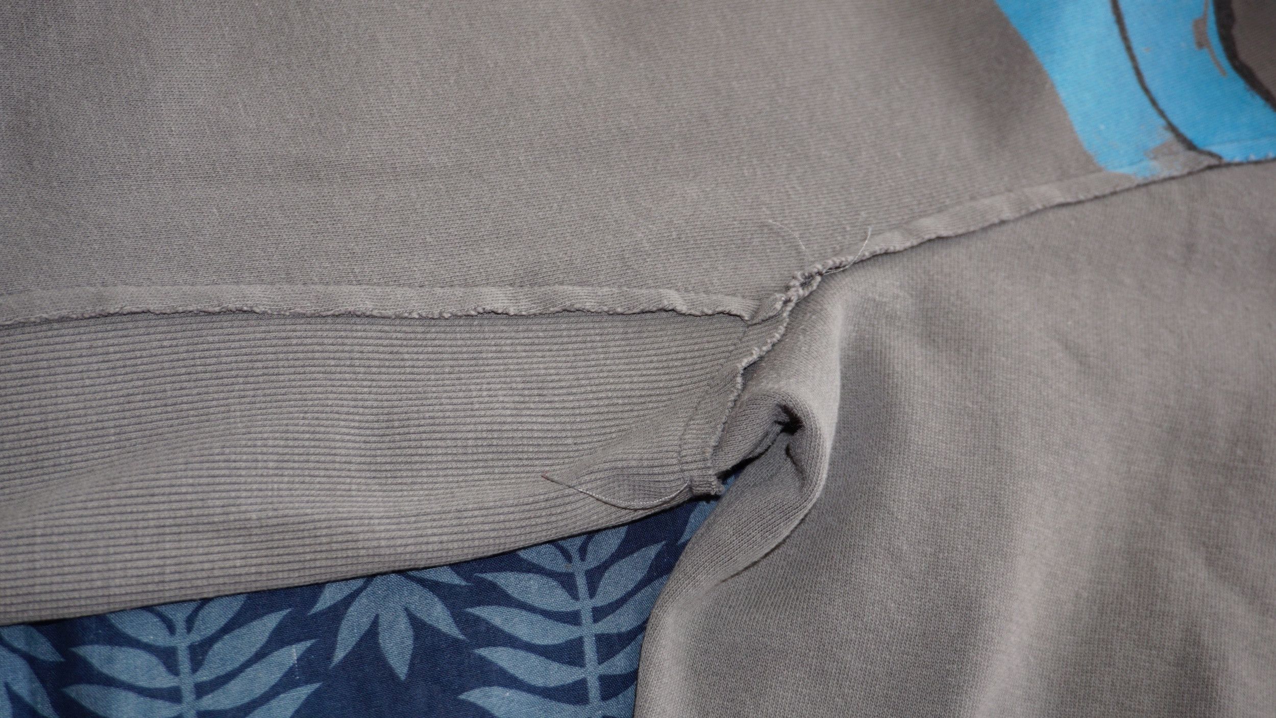 Oakley × Vintage Oakley Y2K Vintage Distressed Zip Sweatshirt Hoodie Size US L / EU 52-54 / 3 - 6 Thumbnail