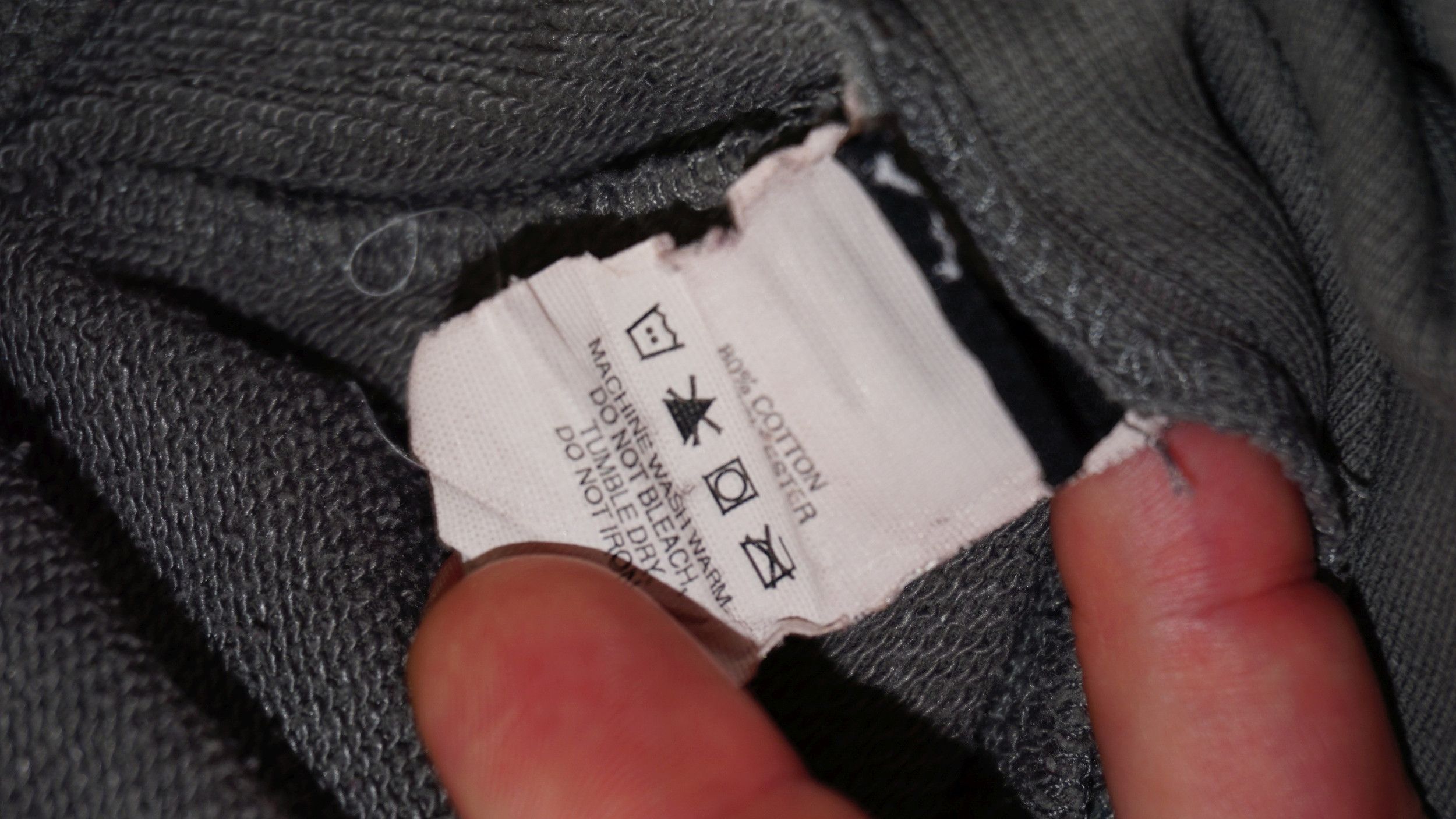 Oakley × Vintage Oakley Y2K Vintage Distressed Zip Sweatshirt Hoodie Size US L / EU 52-54 / 3 - 10 Thumbnail