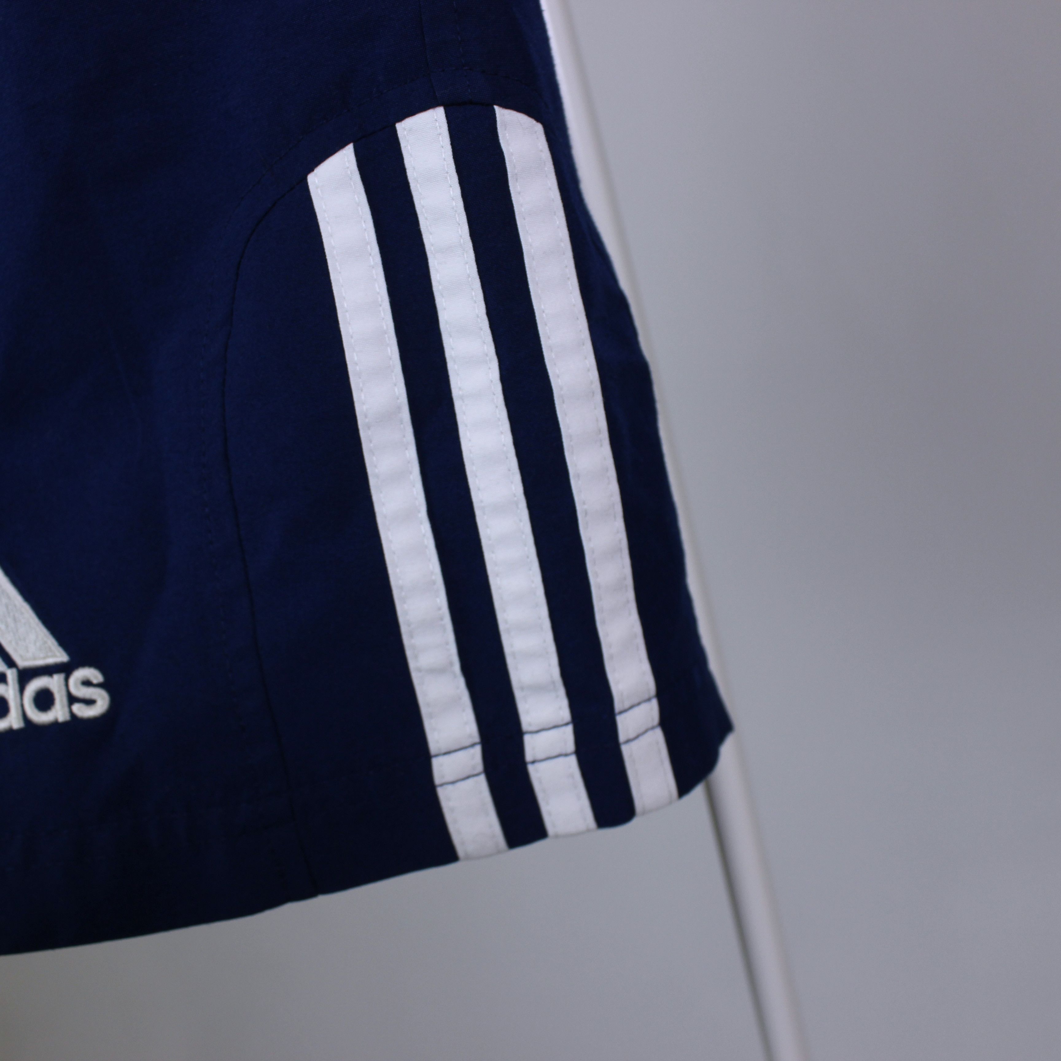 Adidas Vintage adidas shorts rarity L Size US 34 / EU 50 - 3 Thumbnail