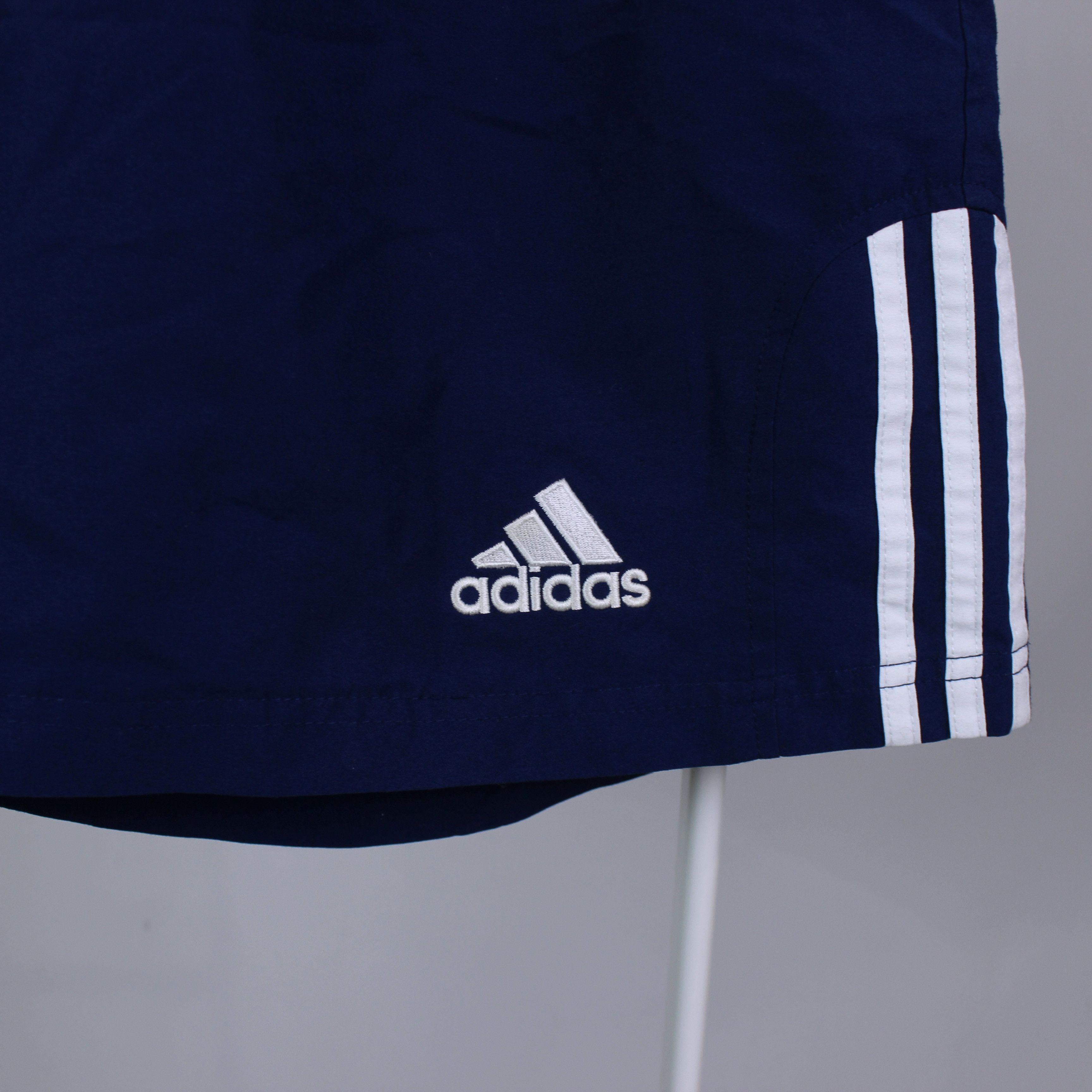 Adidas Vintage adidas shorts rarity L Size US 34 / EU 50 - 2 Thumbnail