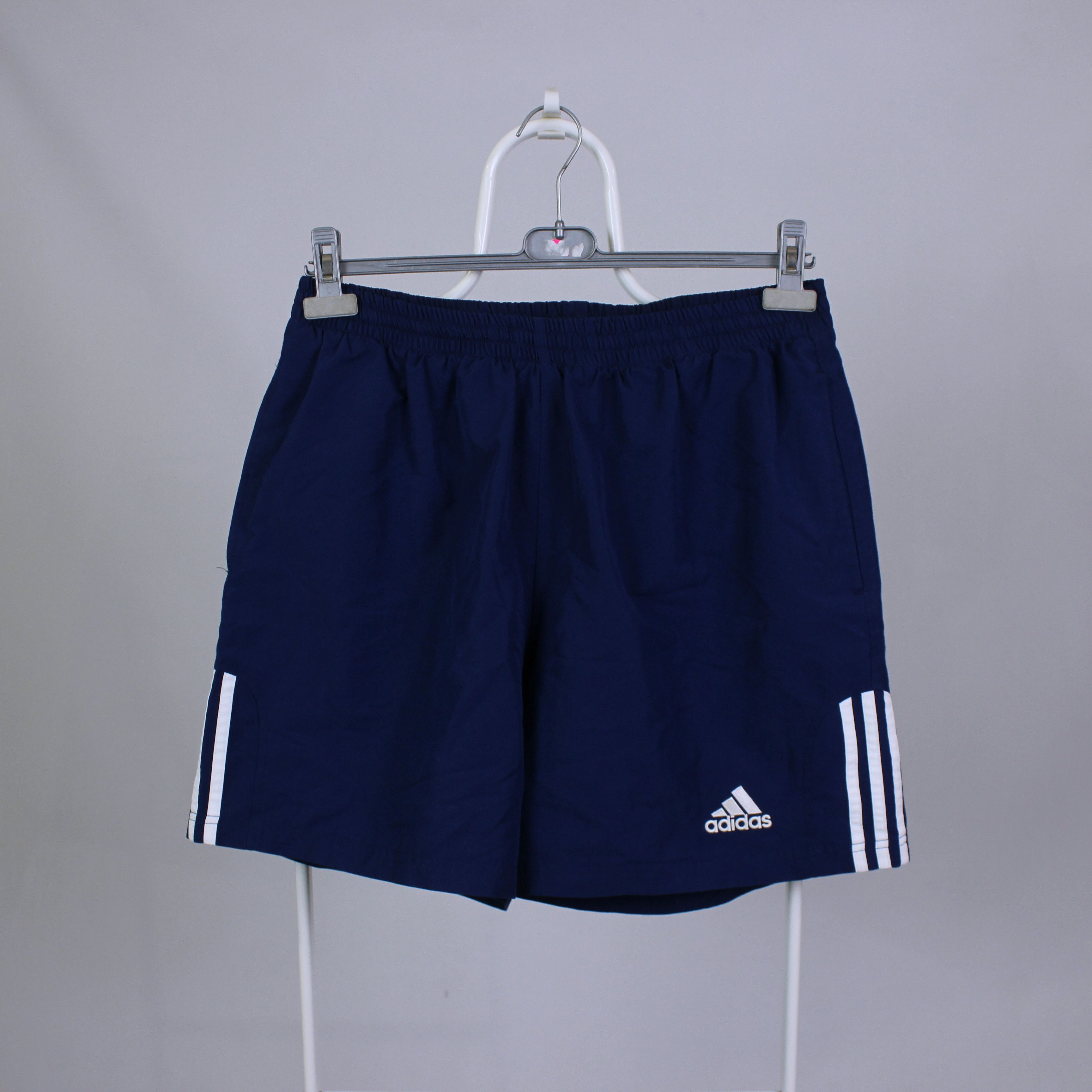 Adidas Vintage adidas shorts rarity L Size US 34 / EU 50 - 1 Thumbnail