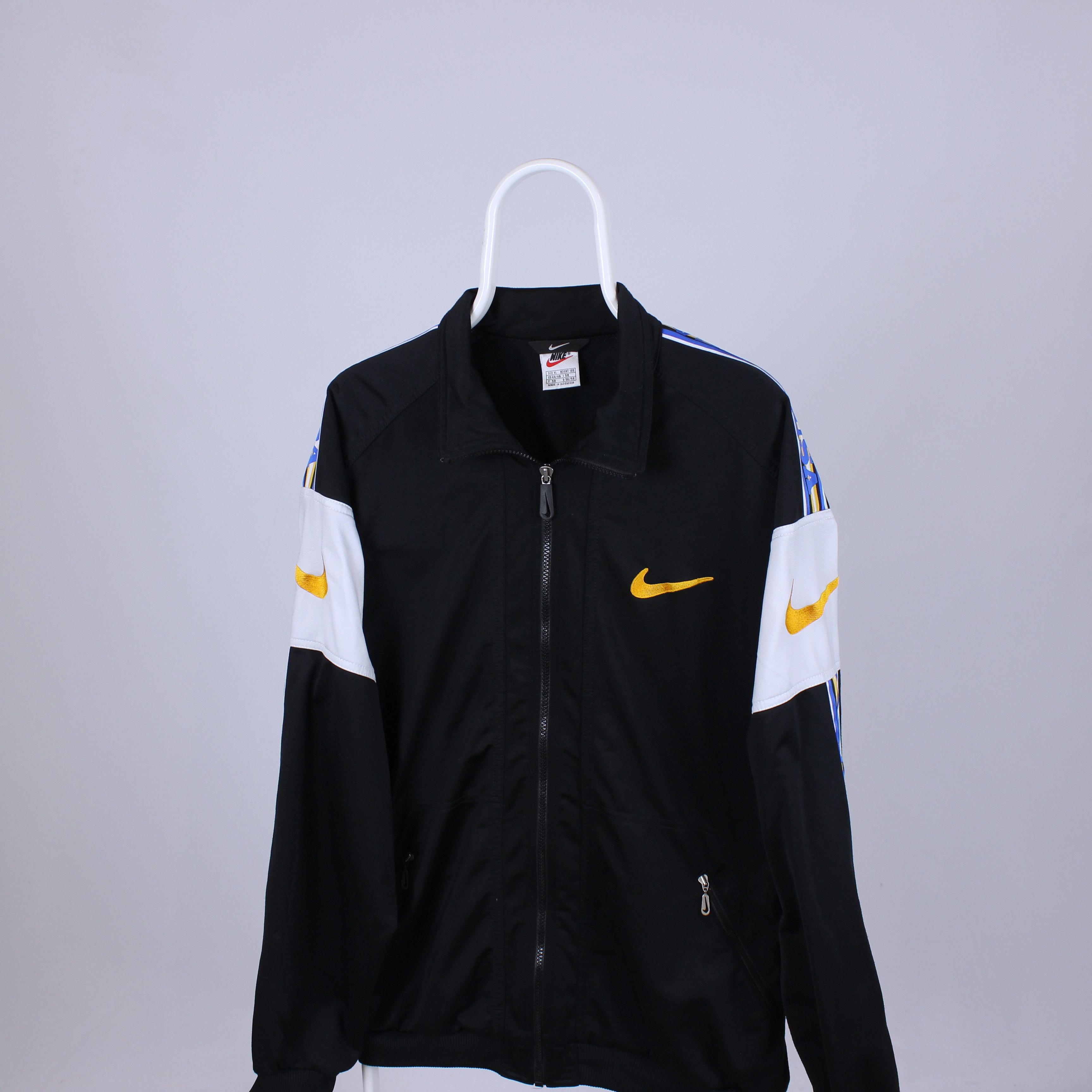 Nike vintage nike hoodie USA tracksuit top Size US L / EU 52-54 / 3 - 3 Thumbnail