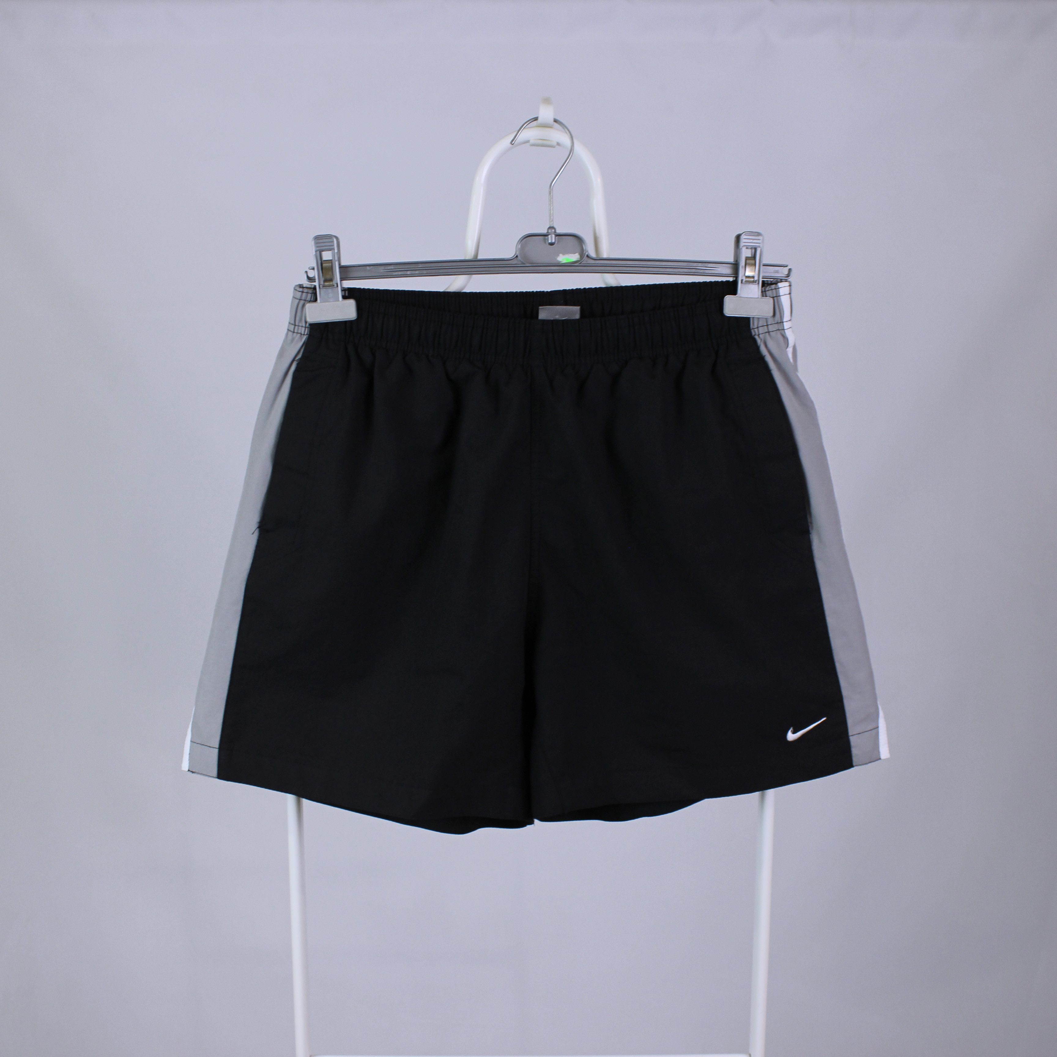 Nike Nike vintage shorts rarity multi Size US 34 / EU 50 - 3 Thumbnail