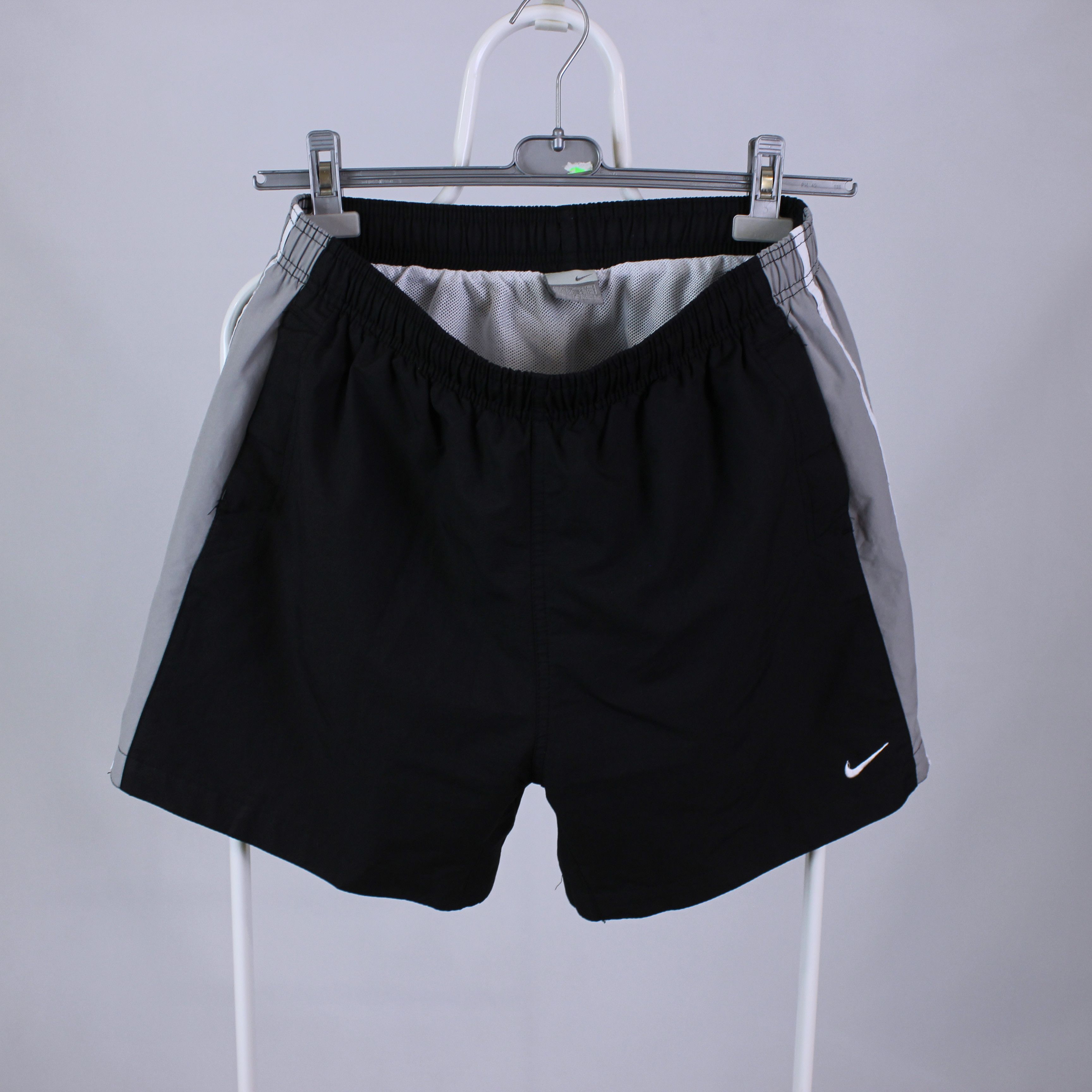 Nike Nike vintage shorts rarity multi Size US 34 / EU 50 - 7 Thumbnail