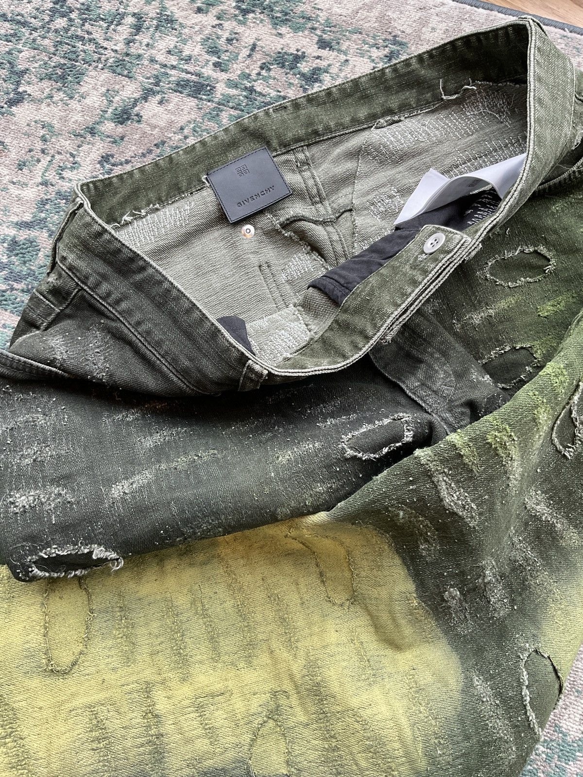 Givenchy Givenchy slim fit tapered distressed tie dyed jeans Size US 34 / EU 50 - 5 Thumbnail