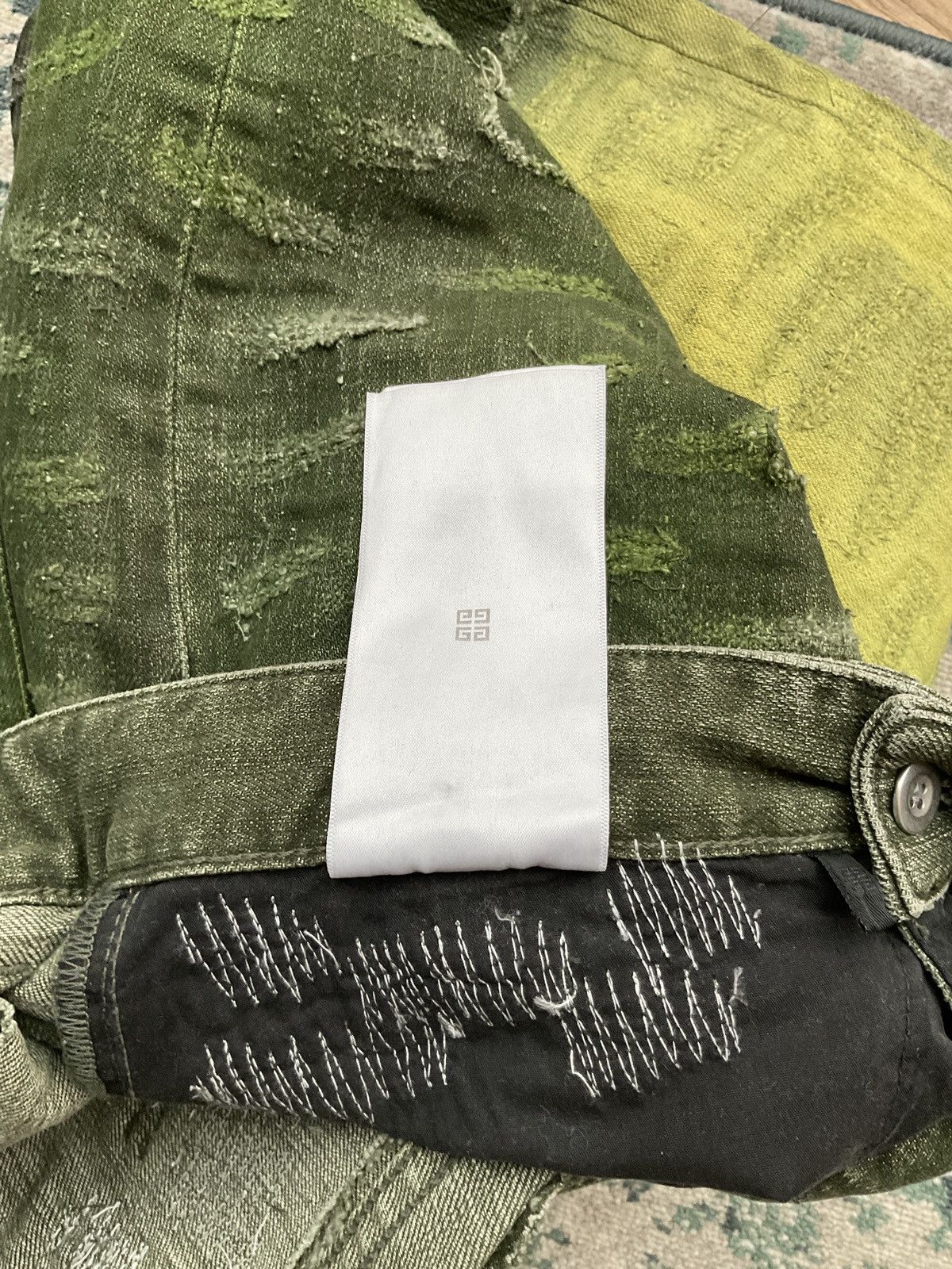 Givenchy Givenchy slim fit tapered distressed tie dyed jeans Size US 34 / EU 50 - 7 Thumbnail