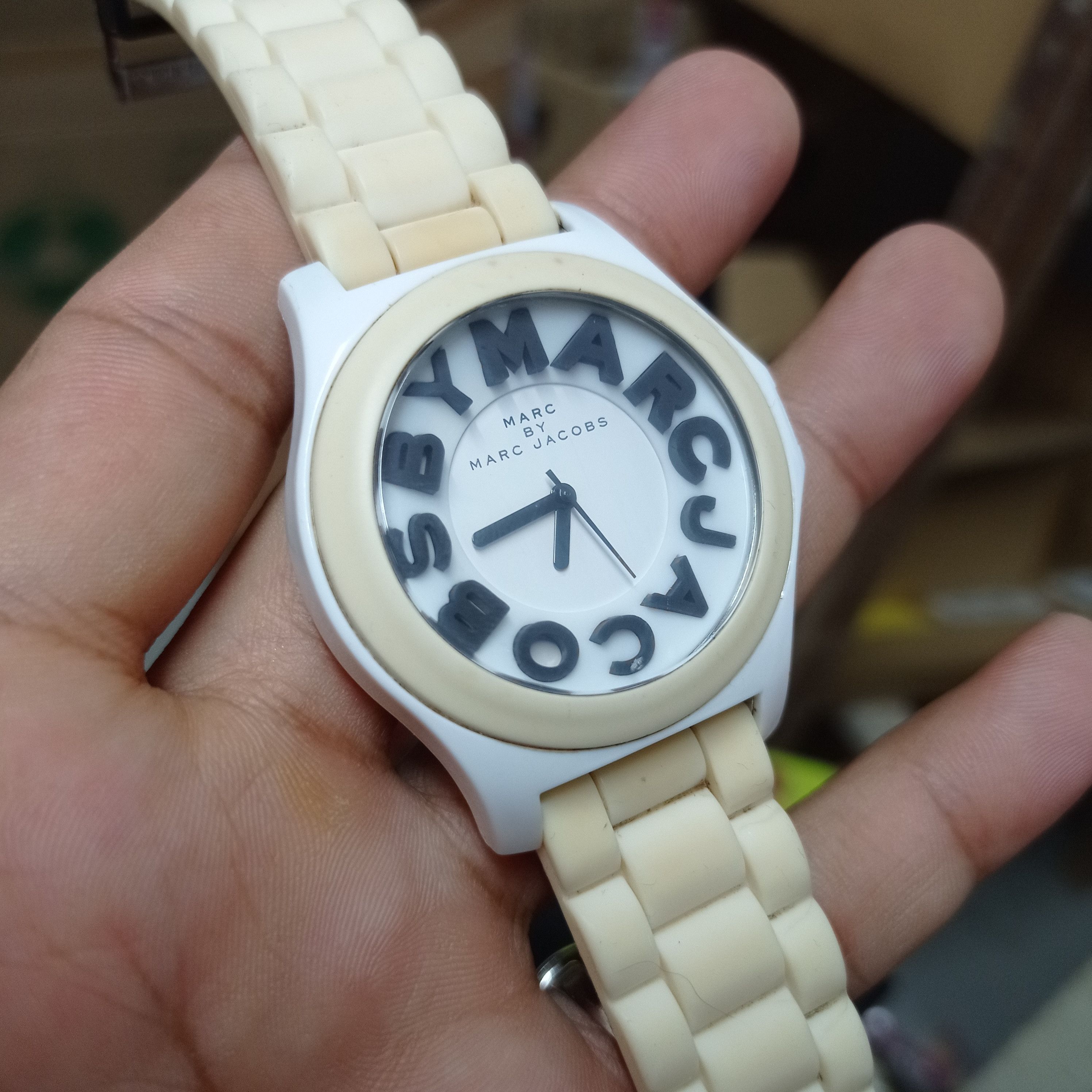 Marc by Marc Jacobs Vintage MARC BY MARC JACOBS (AUTHENTIC WATCH) Size ONE SIZE - 7 Thumbnail