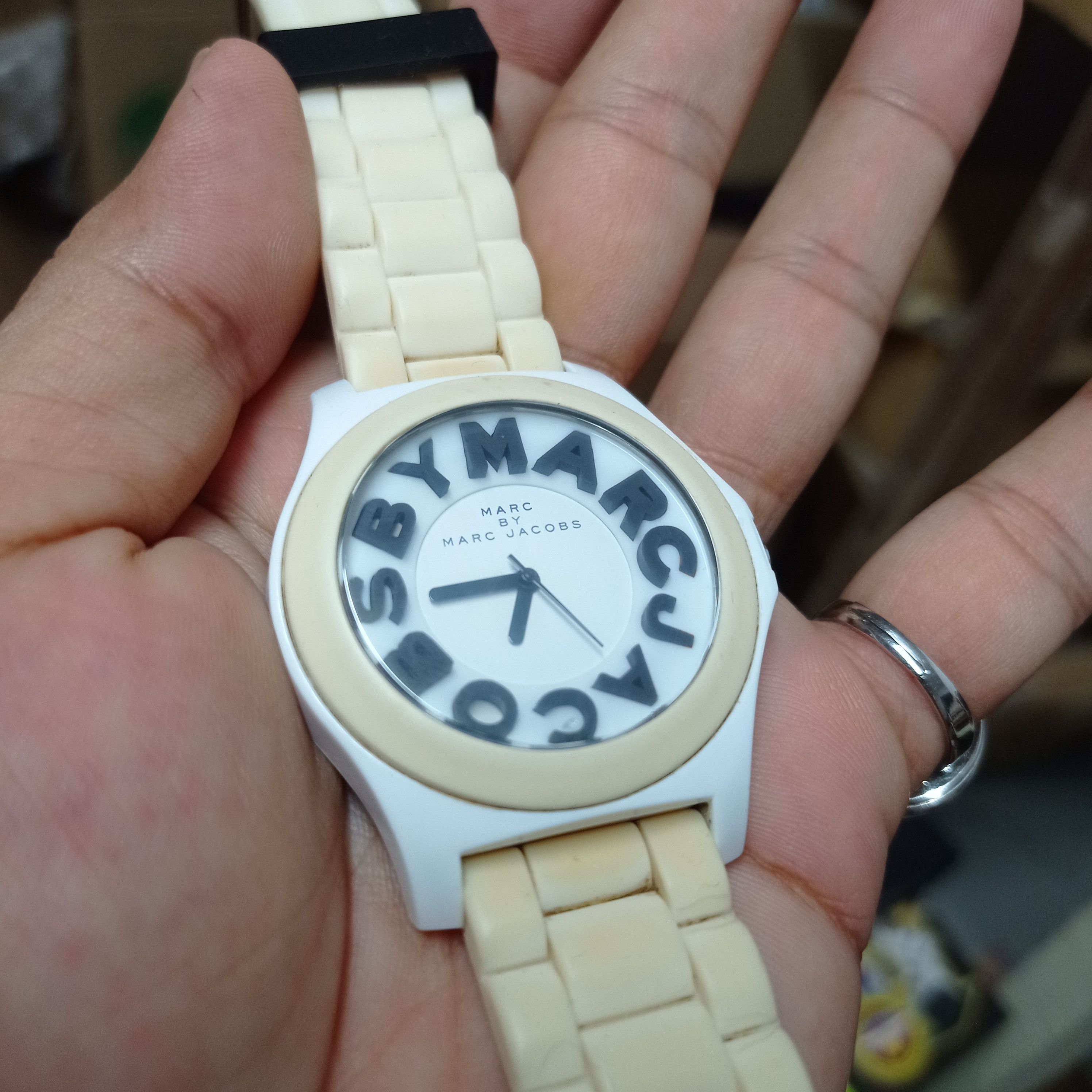Marc by Marc Jacobs Vintage MARC BY MARC JACOBS (AUTHENTIC WATCH) Size ONE SIZE - 2 Thumbnail