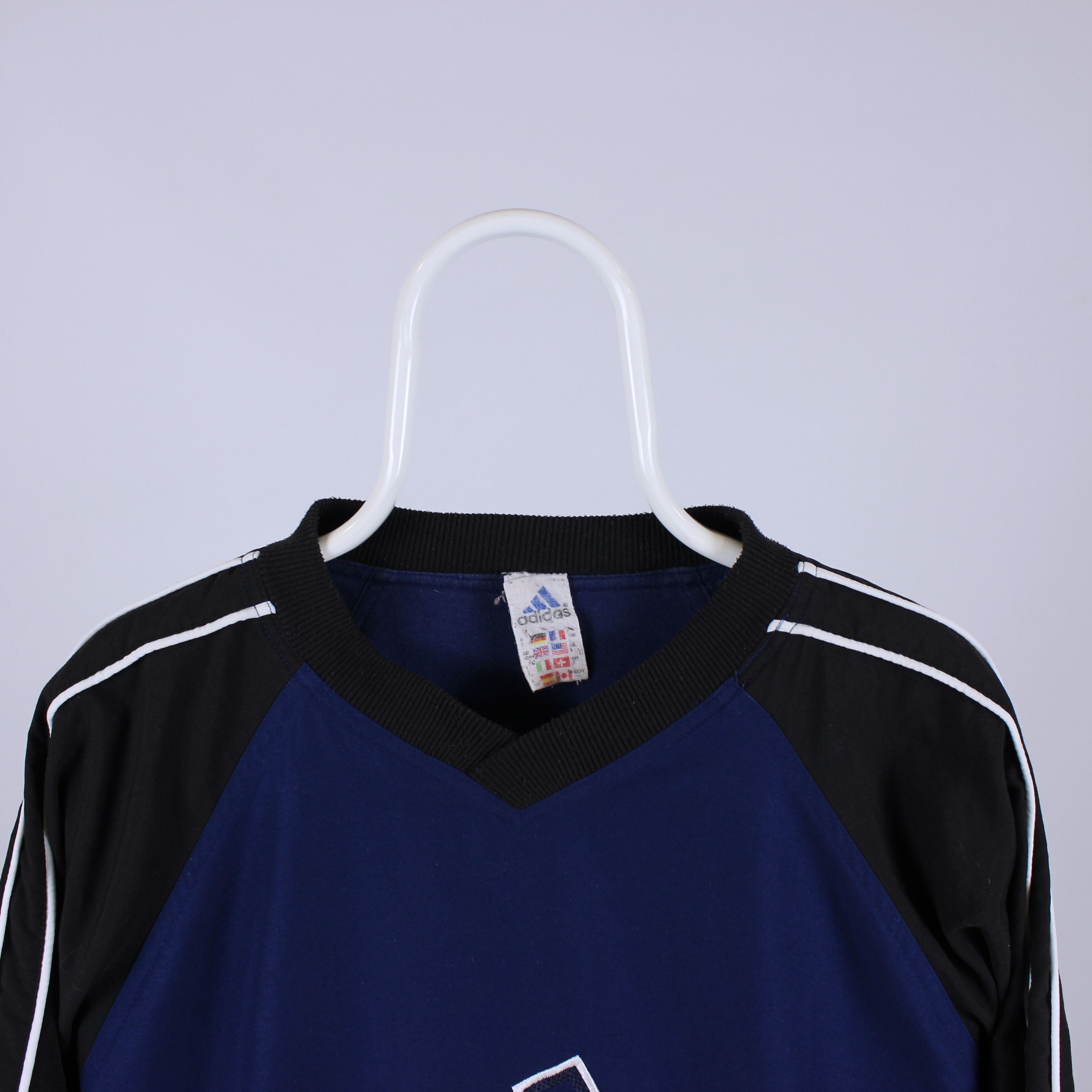 Adidas Vintage Adidas Big logo Sweatshirt Fashion L XL Size US L / EU 52-54 / 3 - 4 Thumbnail