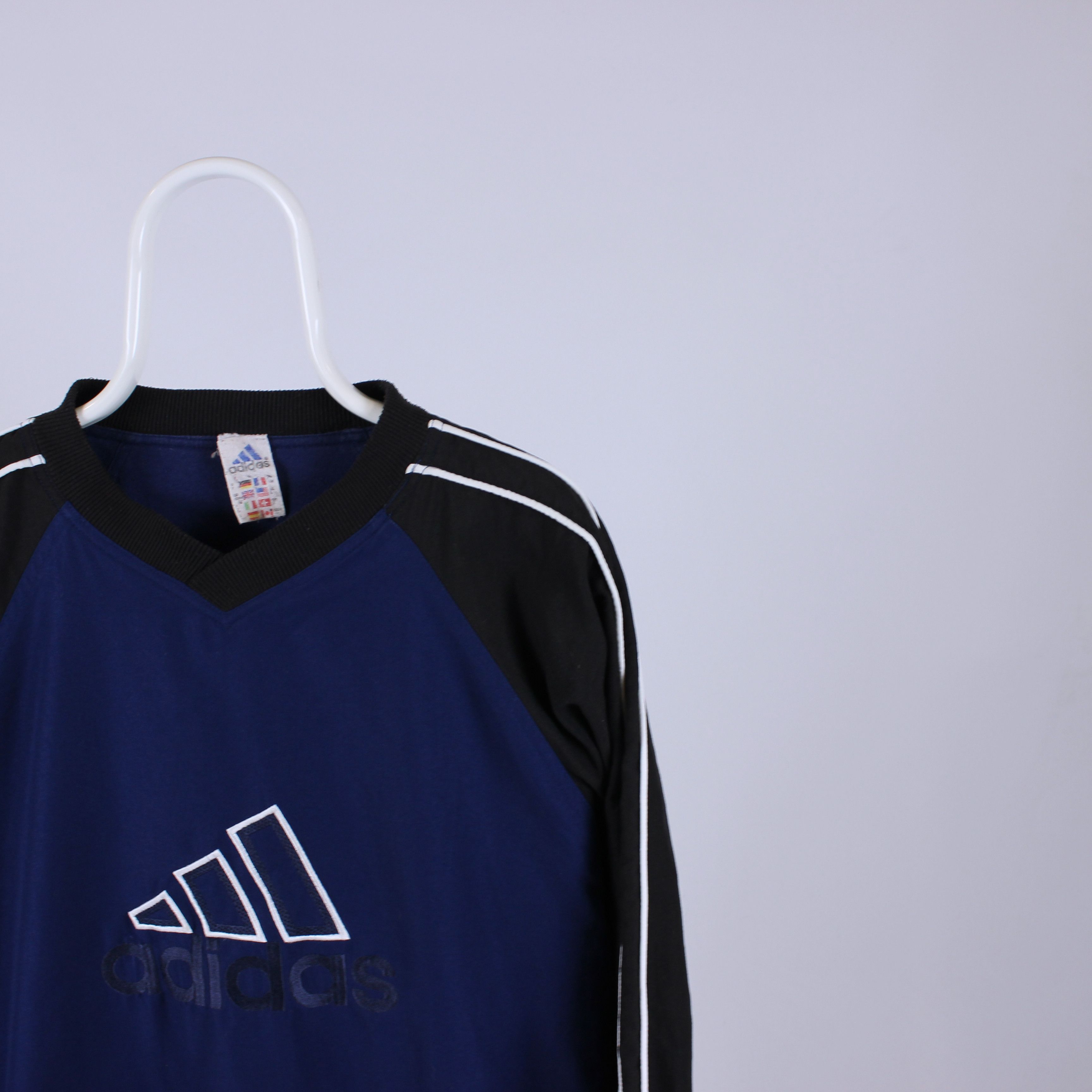 Adidas Vintage Adidas Big logo Sweatshirt Fashion L XL Size US L / EU 52-54 / 3 - 2 Thumbnail