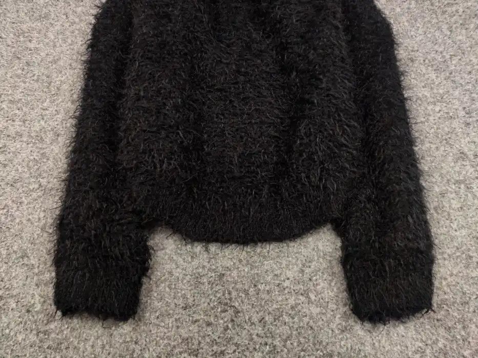 Japanese Brand Vintage 90's Japanese Black Mohair Style Fuzzy Sweater Size US S / EU 44-46 / 1 - 4 Thumbnail