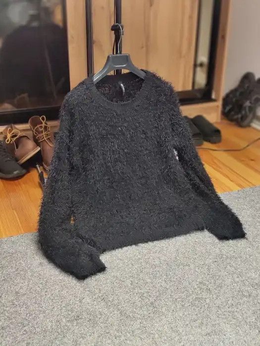 Japanese Brand Vintage 90's Japanese Black Mohair Style Fuzzy Sweater Size US S / EU 44-46 / 1 - 10 Thumbnail
