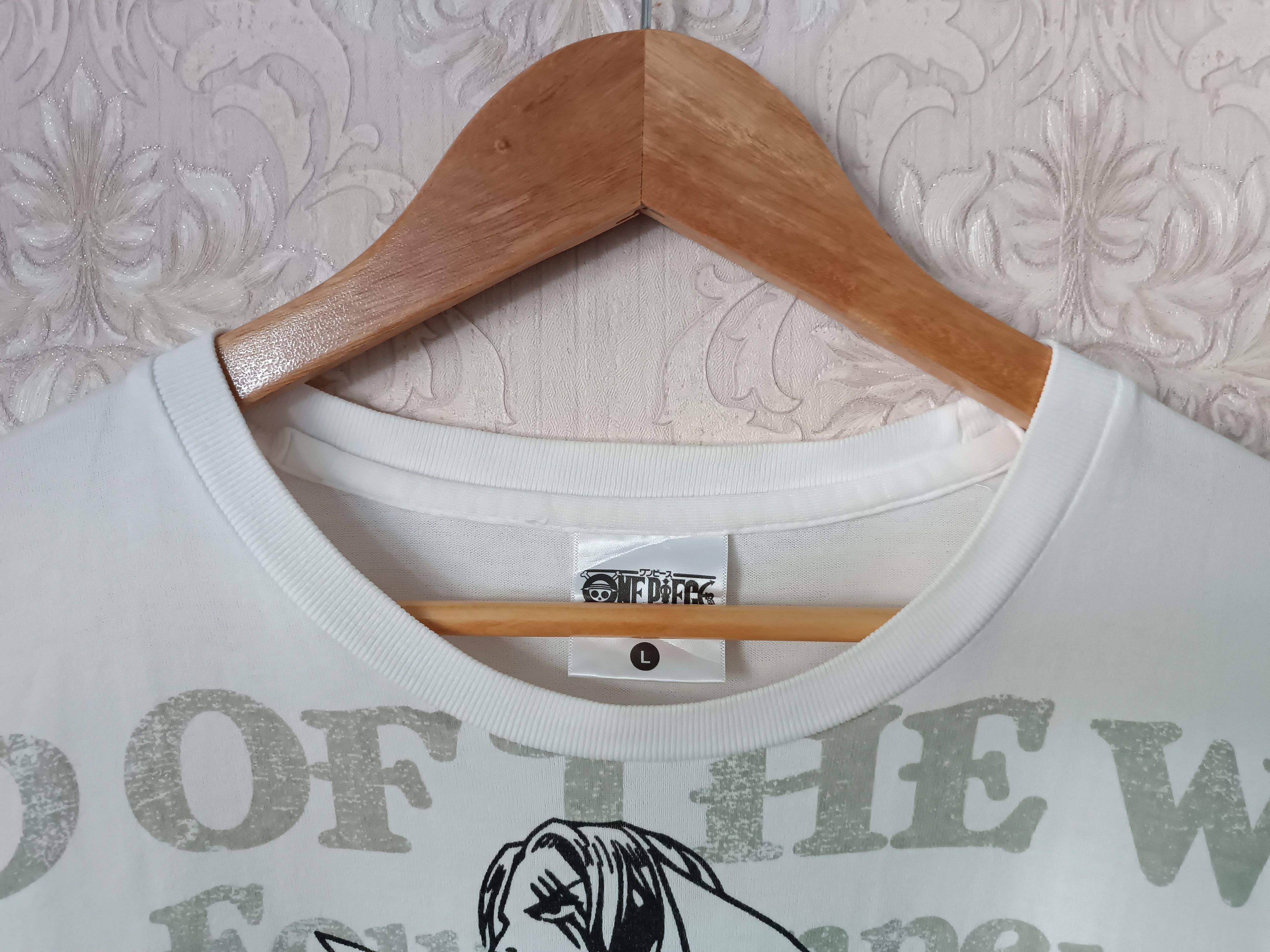 Cartoon Network One Piece Red Hair Shank Tee Shirt Size US M / EU 48-50 / 2 - 3 Thumbnail