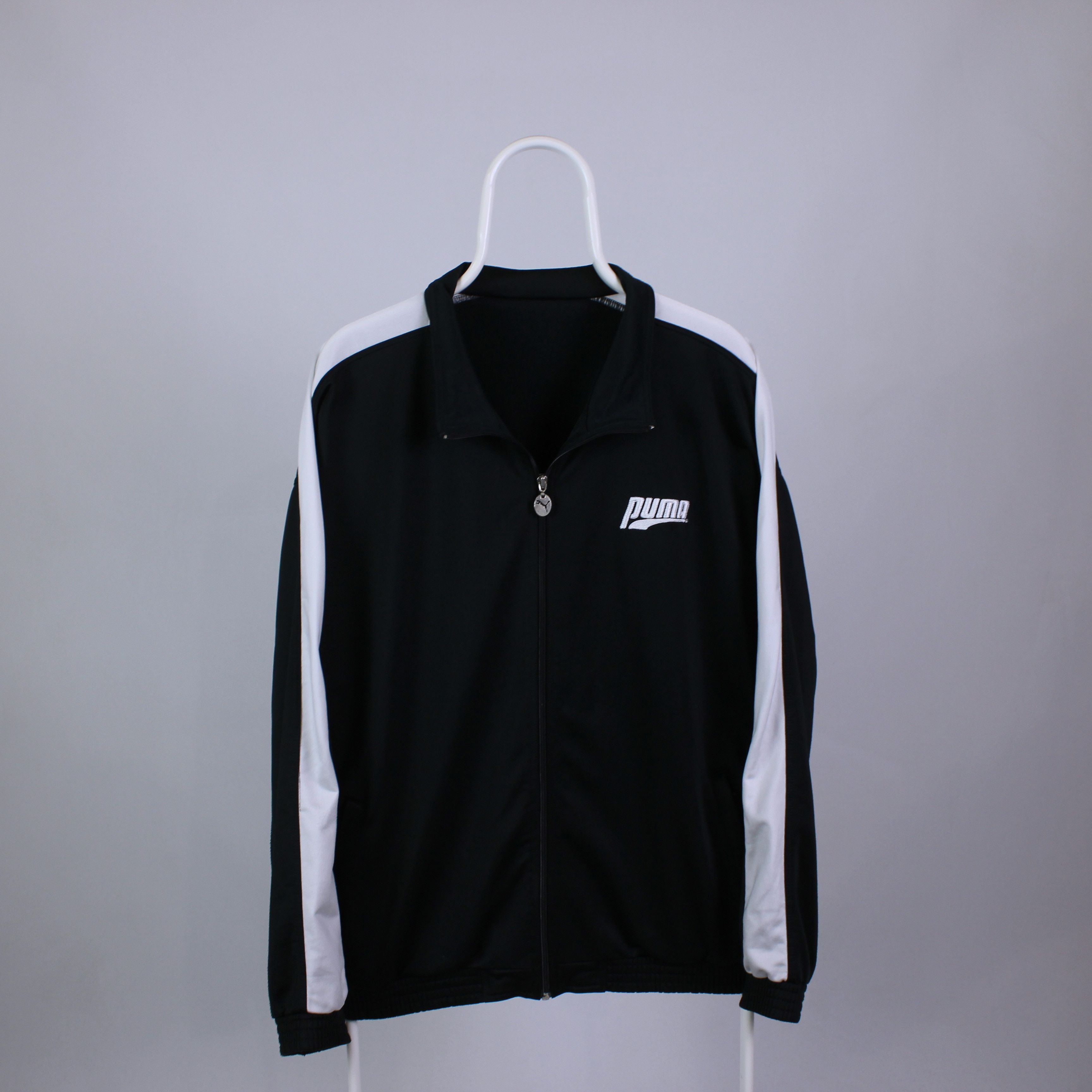 Puma vintage puma light jacket rare tracksuit Size US L / EU 52-54 / 3 - 3 Thumbnail