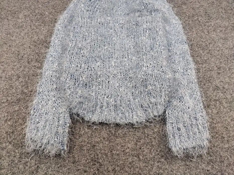 Japanese Brand Vintage 90's Japanese Blue Mohair Style Fuzzy Sweater Hype Size M / US 6-8 / IT 42-44 - 4 Thumbnail