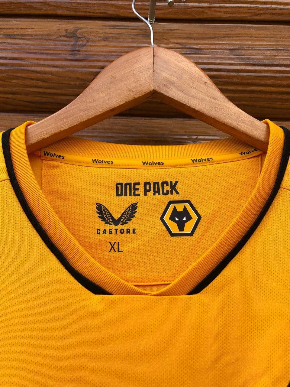 Vintage Wolverhampton Wolves Home Jersey Castore Size US XL / EU 56 / 4 - 5 Thumbnail