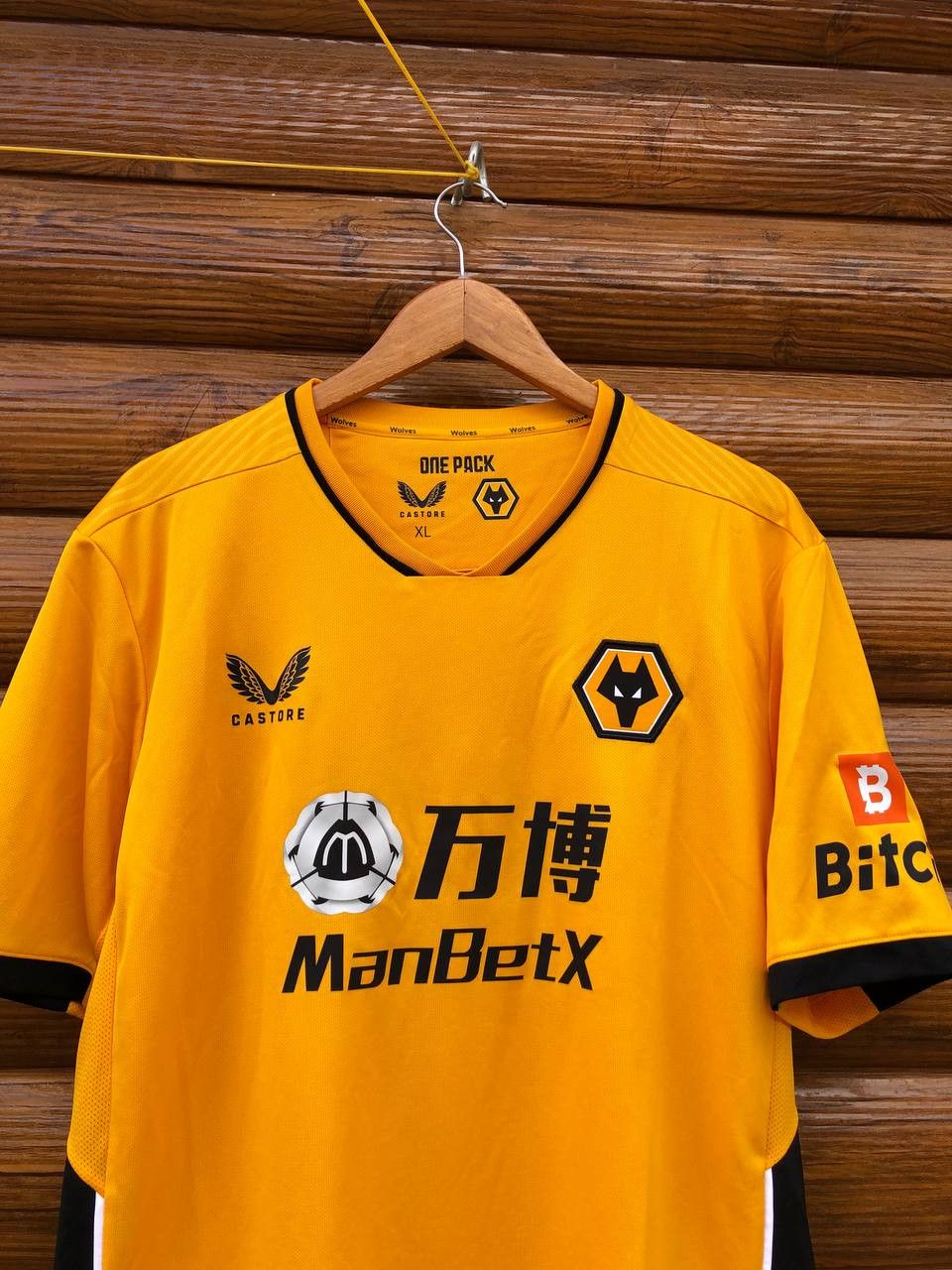 Vintage Wolverhampton Wolves Home Jersey Castore Size US XL / EU 56 / 4 - 3 Thumbnail