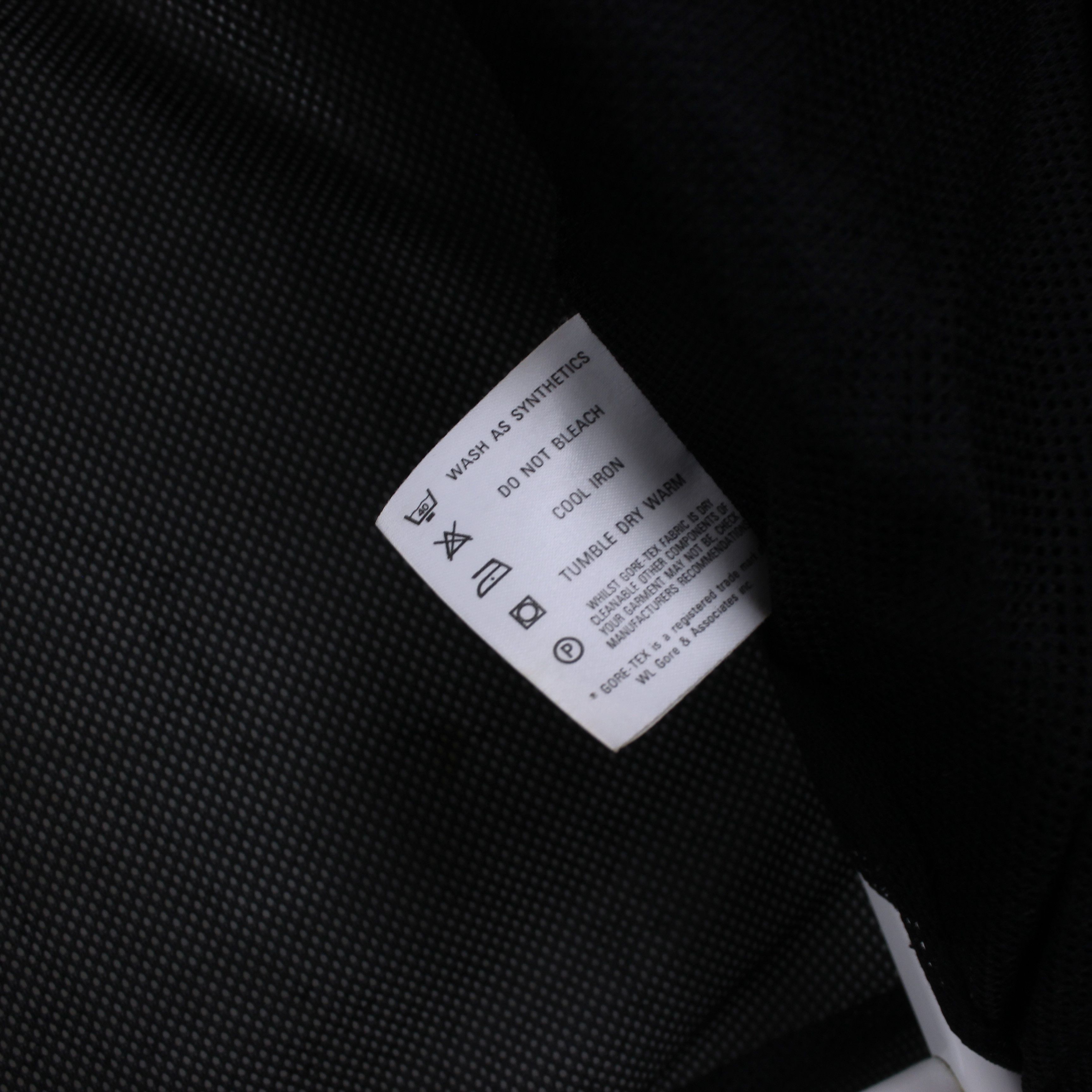 The North Face Vintage TNF The north face goretex stowaway Size US S / EU 44-46 / 1 - 11 Thumbnail