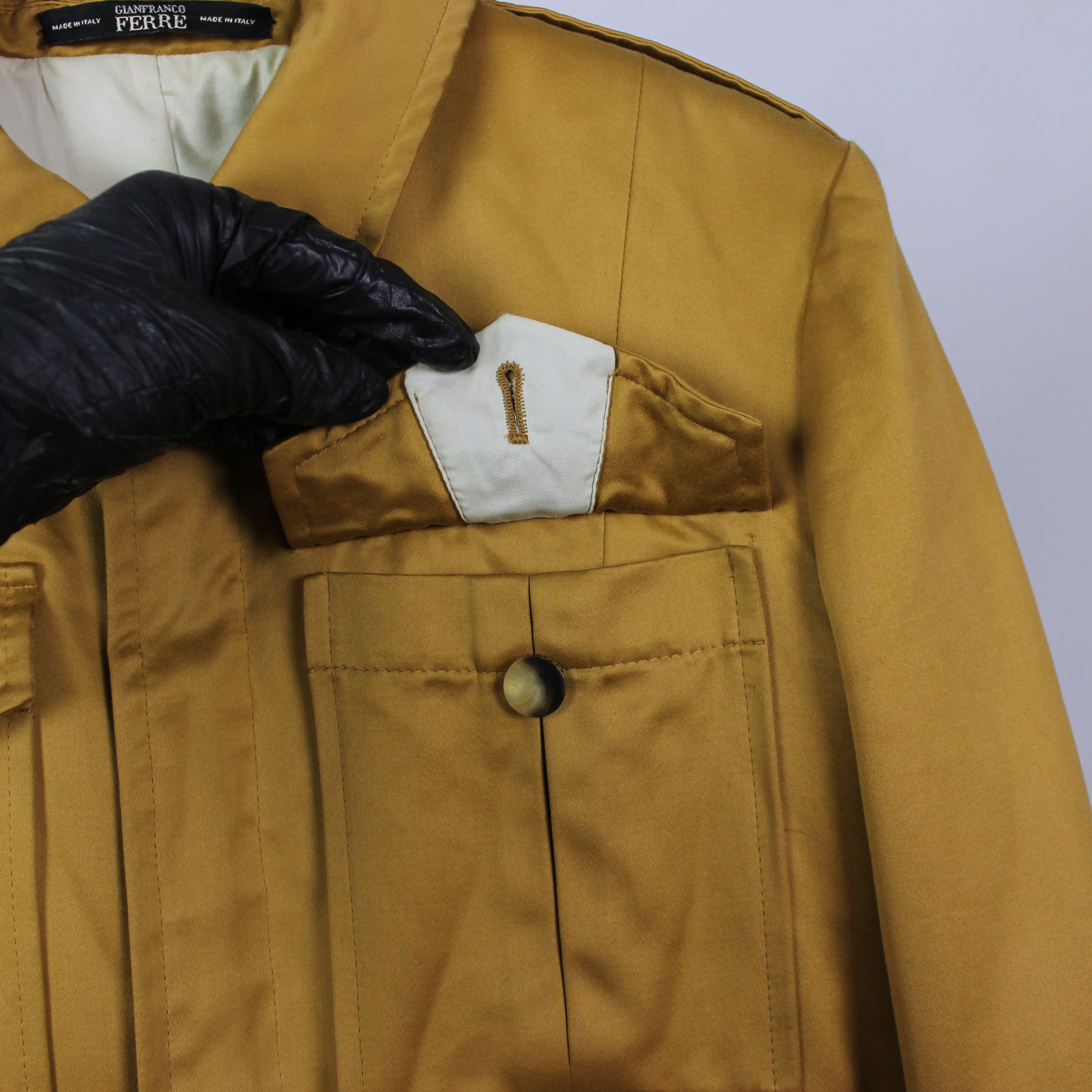 Gianfranco Ferre Gianfranco Ferre jacket rarity full zip M Size M / US 6-8 / IT 42-44 - 4 Thumbnail