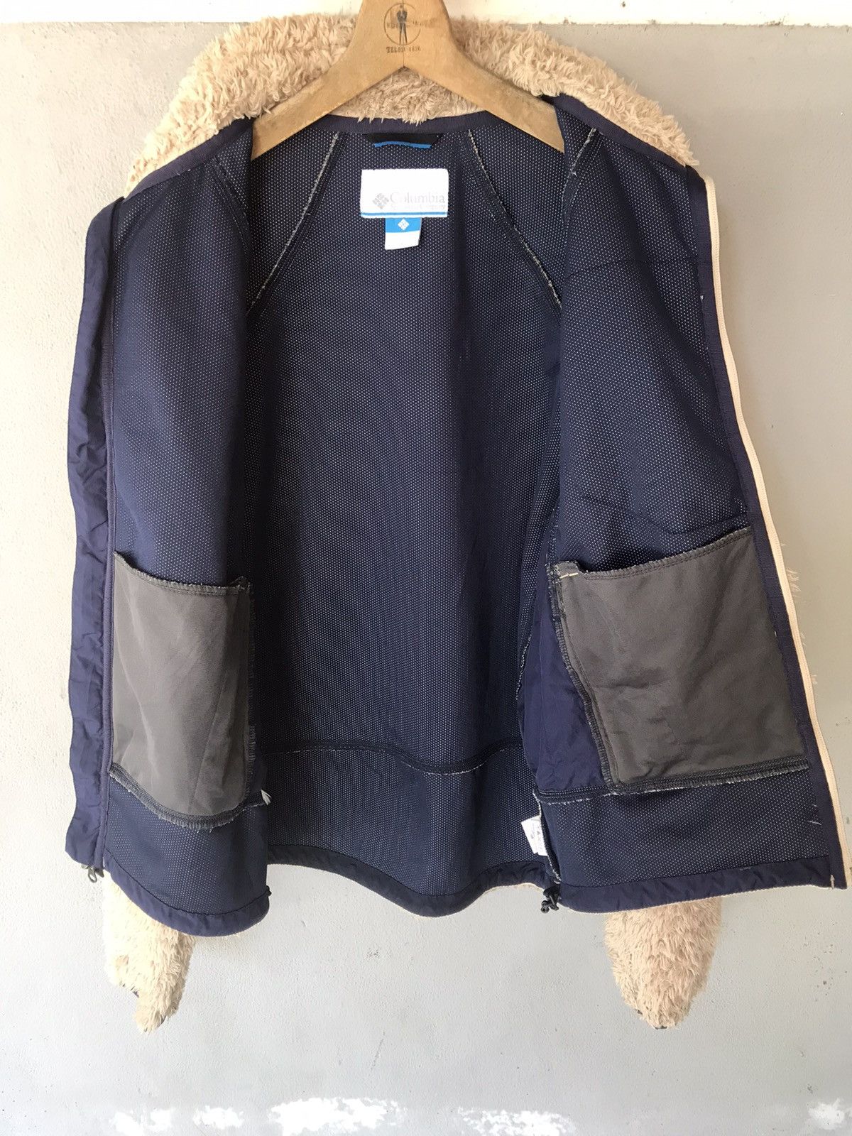 Columbia × Japanese Brand × Vintage Flecee Sherpa Sweather Zipper Size US L / EU 52-54 / 3 - 3 Thumbnail