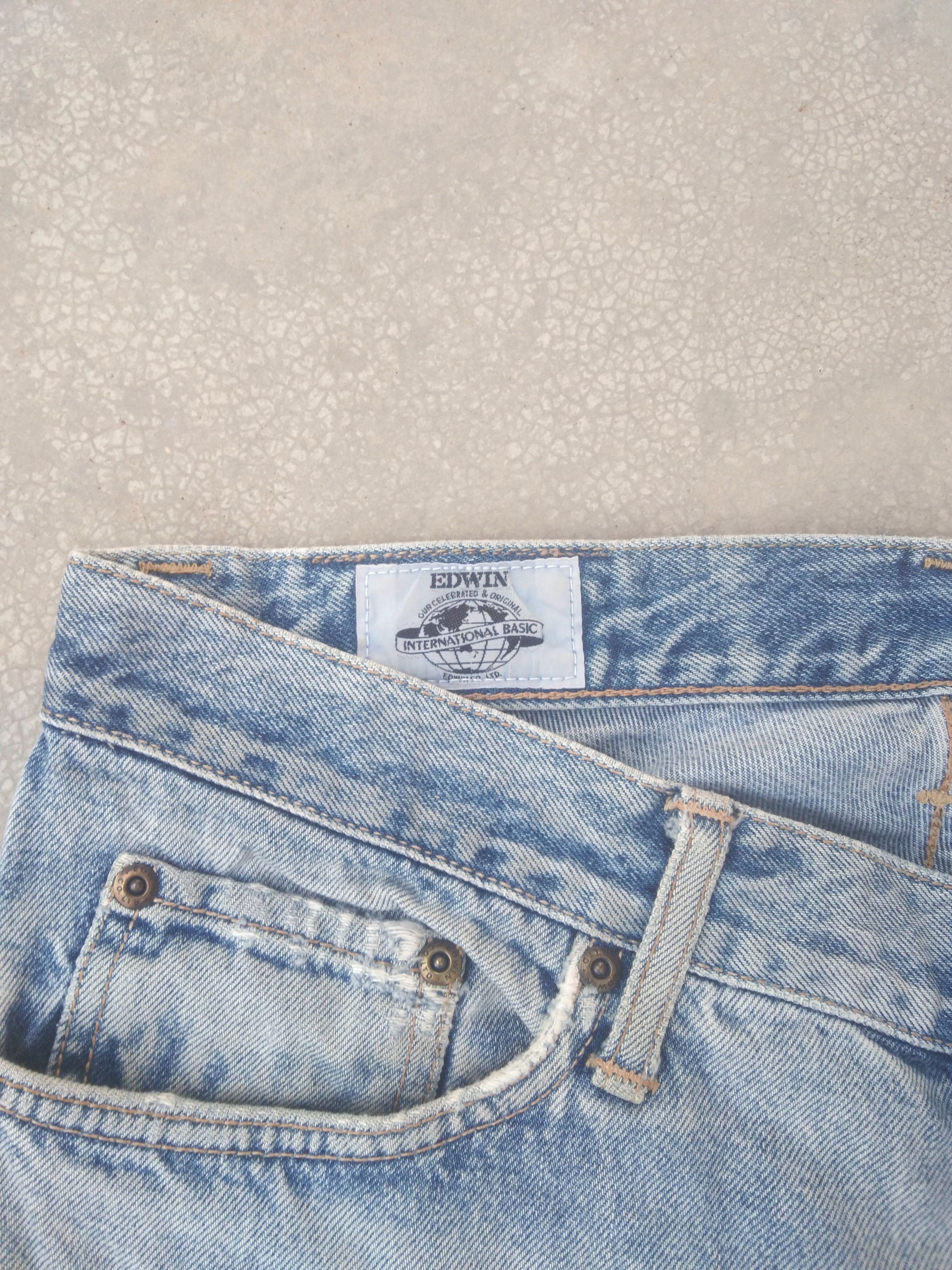 Japanese Brand Vintage Distressed Edwin Faded Blue Straight Leg Jeans 31x28 Size US 31 - 6 Thumbnail