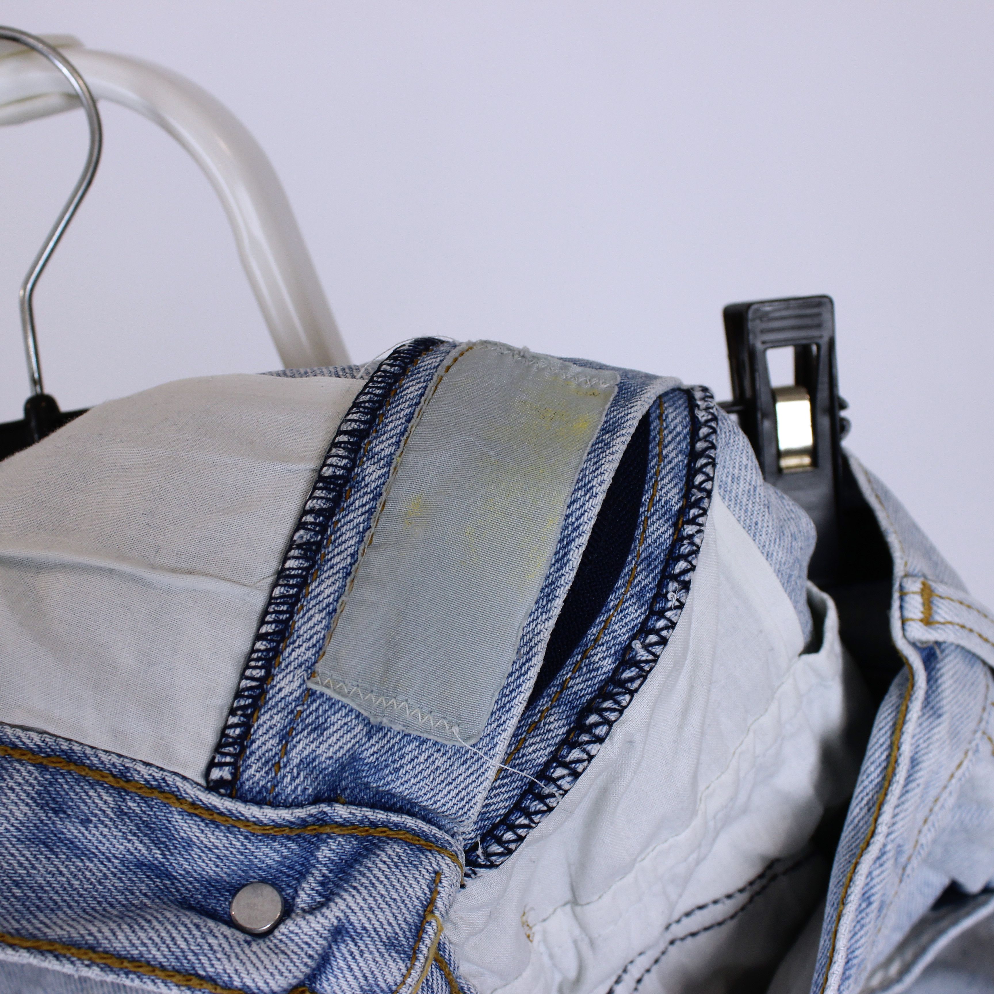 Wrangler Vintage Wrangler jeans denim white blue Size US 35 - 8 Thumbnail