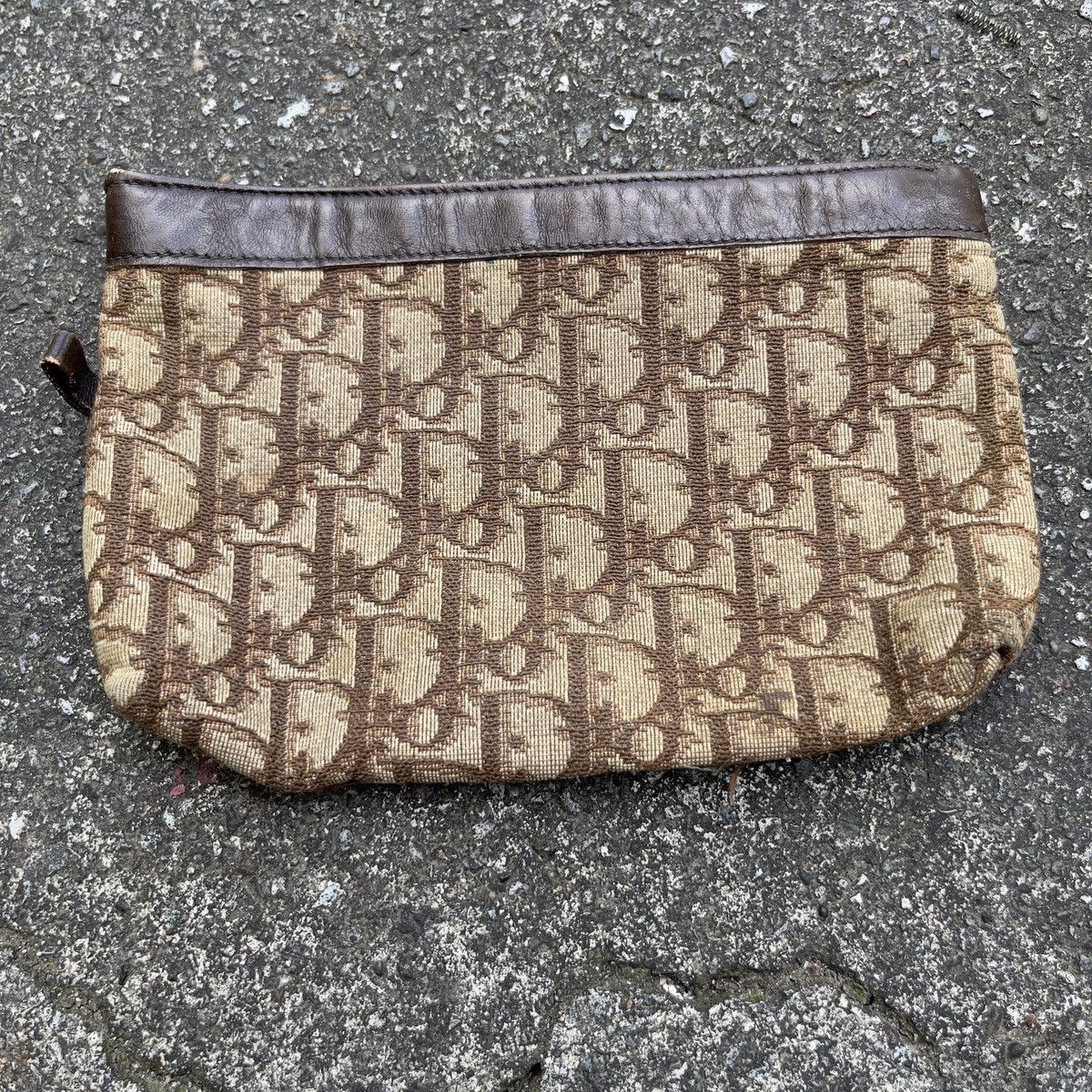 Japanese Brand Vintage Monogram High Fashion Clutch Size ONE SIZE - 1 Thumbnail