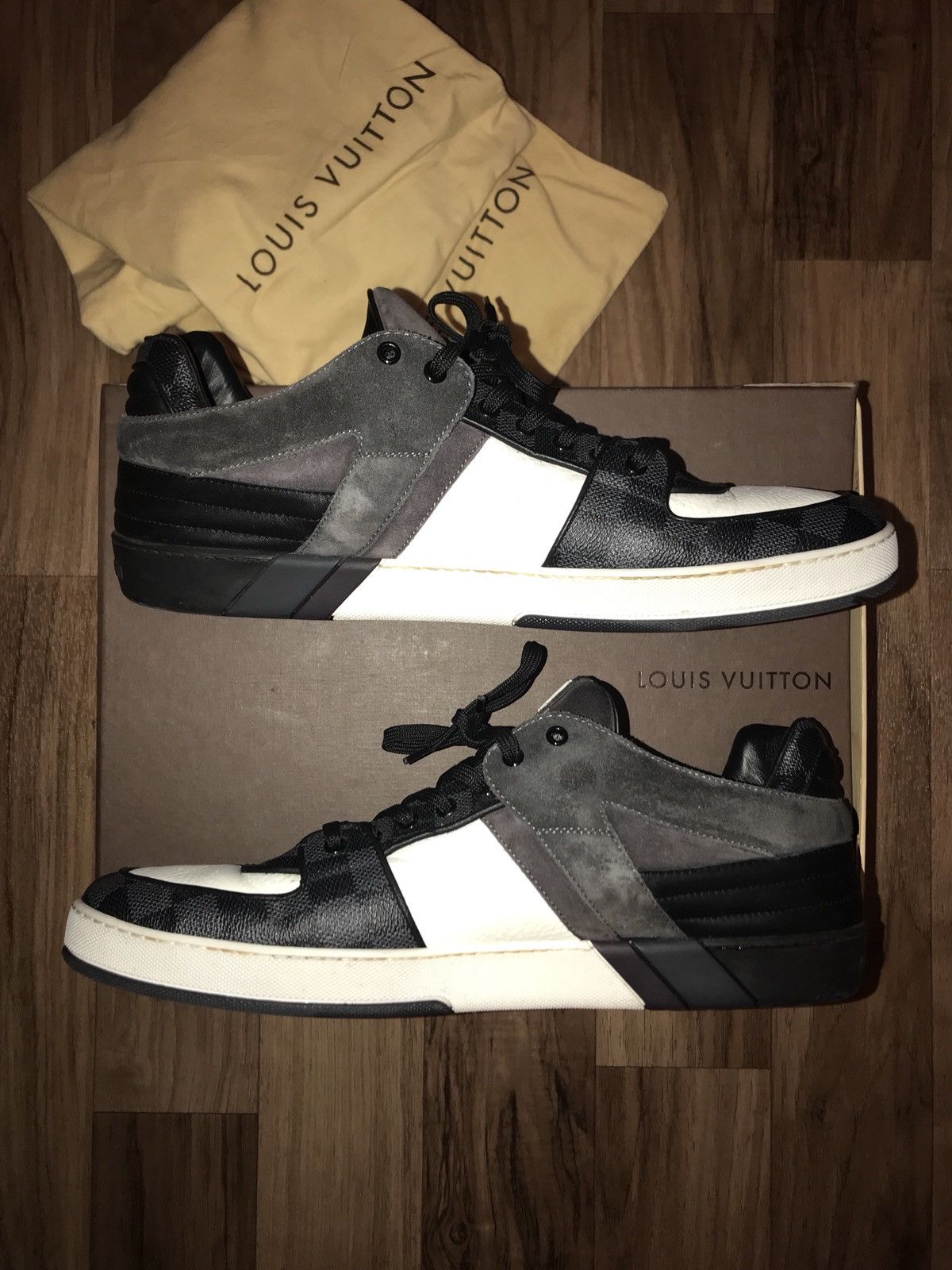 Louis vuitton ace sneaker outlet