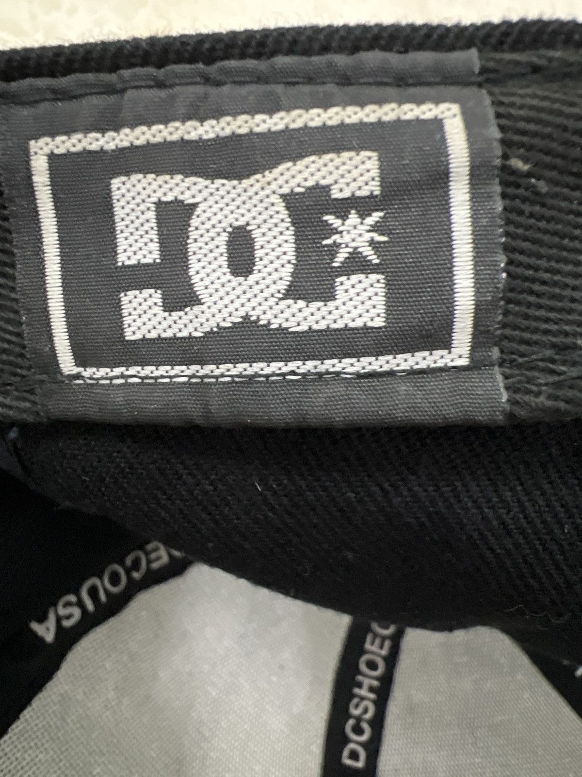 New Era × Vintage Hats New Era Dcshoecousa Snap Back Size ONE SIZE - 13 Thumbnail